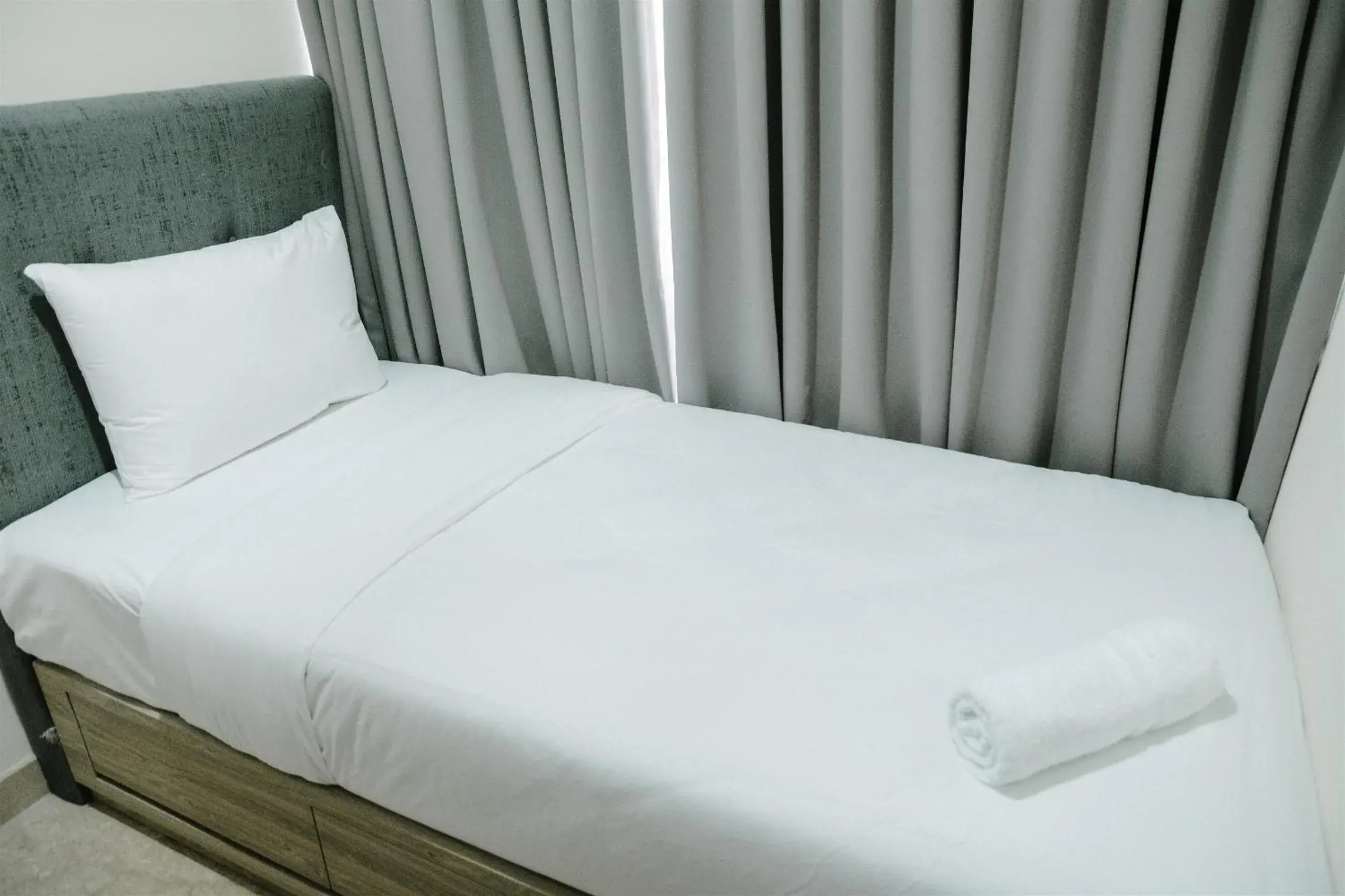 Two-Bedroom Apartment in 2BR Deluxe and Modern Menteng Park Apartment By Travelio Two-Bedroom Apartment in 2BR Deluxe and Modern Menteng Park Apartment By Travelio