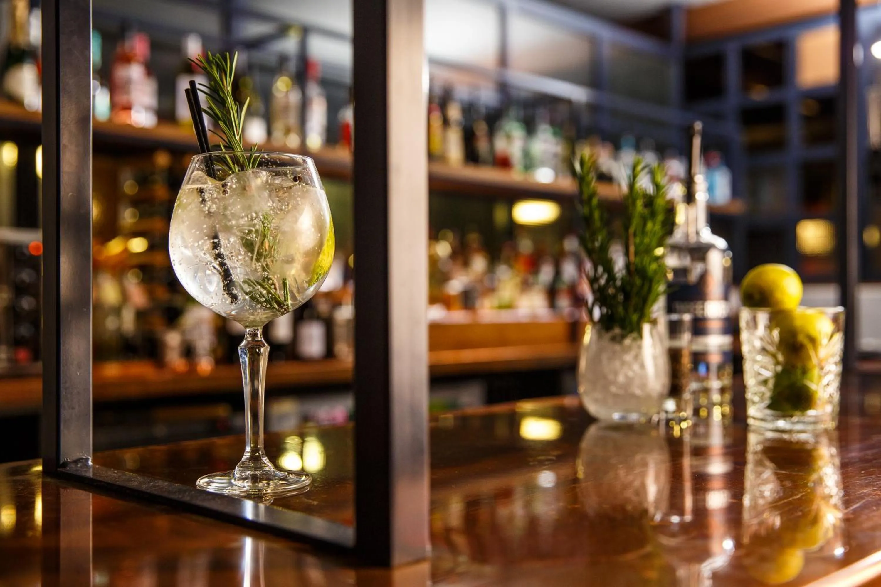 Lounge or bar in ibis Manchester Centre 96 Portland Street