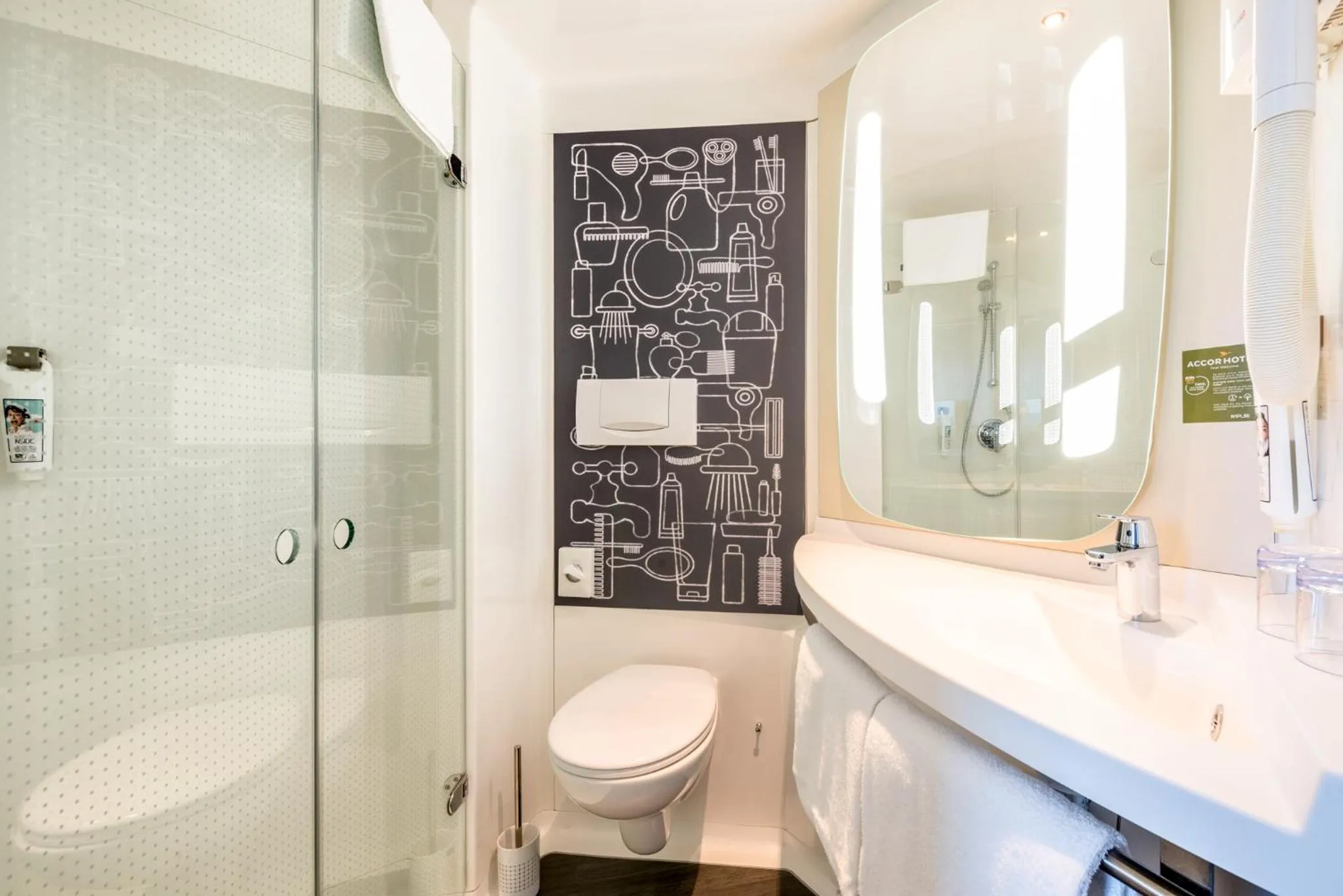 Shower in ibis Manchester Centre 96 Portland Street