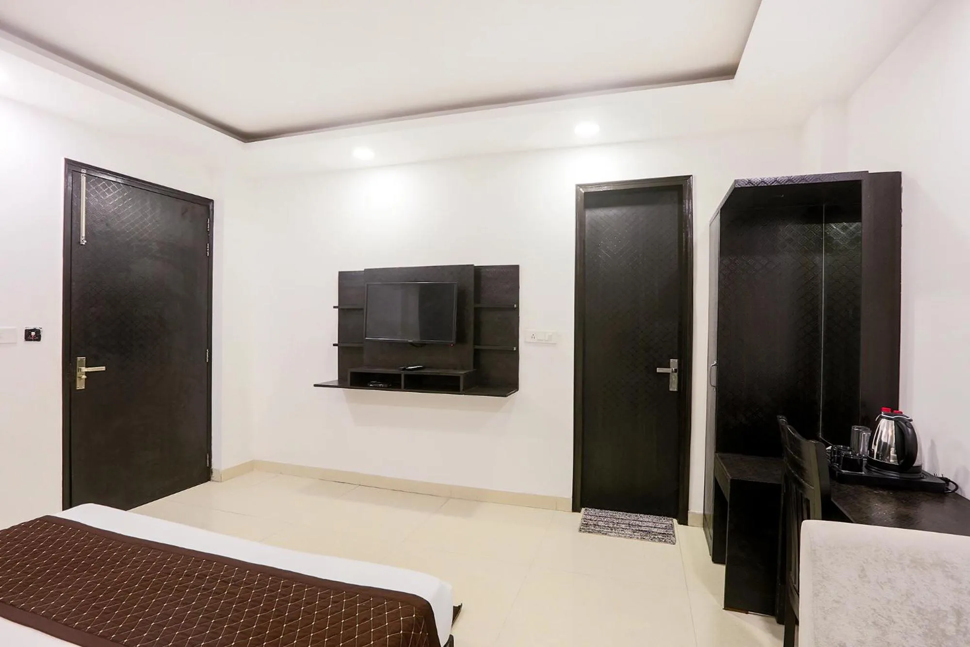 Bed in FabHotel Airport Zone Olive