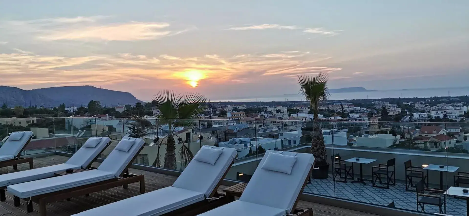 Swimming pool in Villaggio Boutique Hotel Hersonissos - Adults Only Swimming pool in Villaggio Boutique Hotel Hersonissos - Adults Only