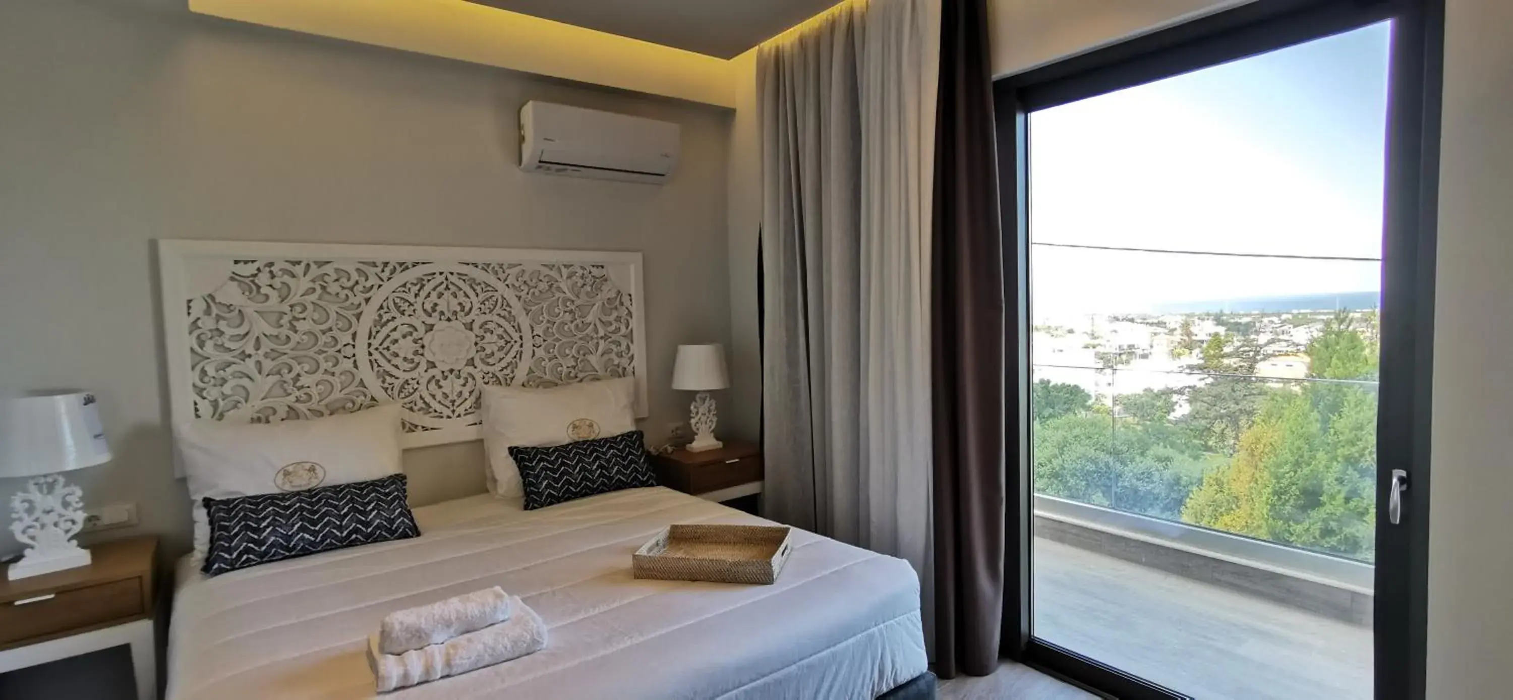 Balcony/Terrace, Bed in Villaggio Boutique Hotel Hersonissos - Adults Only Balcony/Terrace, Bed in Villaggio Boutique Hotel Hersonissos - Adults Only