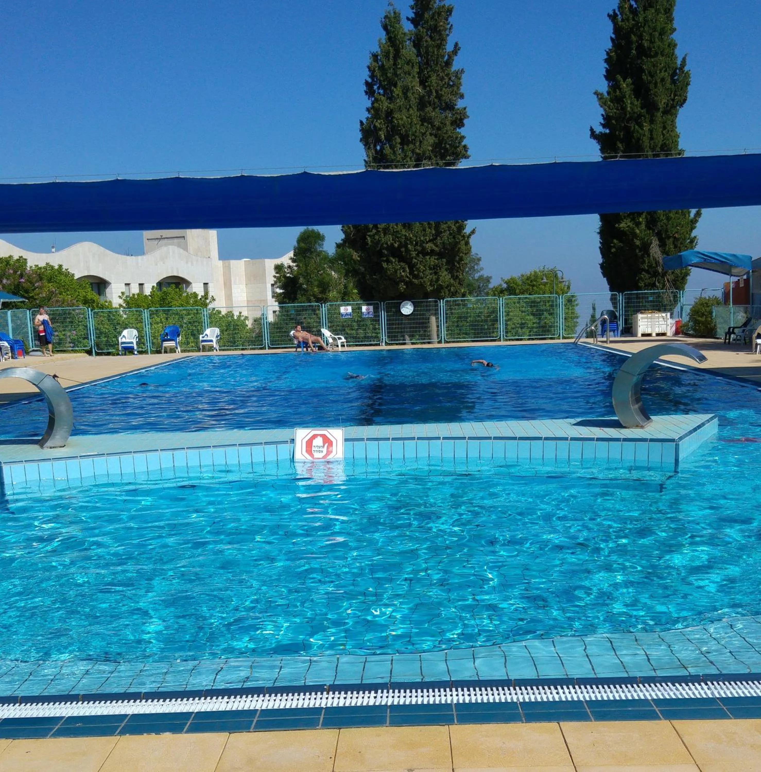 Swimming pool in Shoresh Green Hills