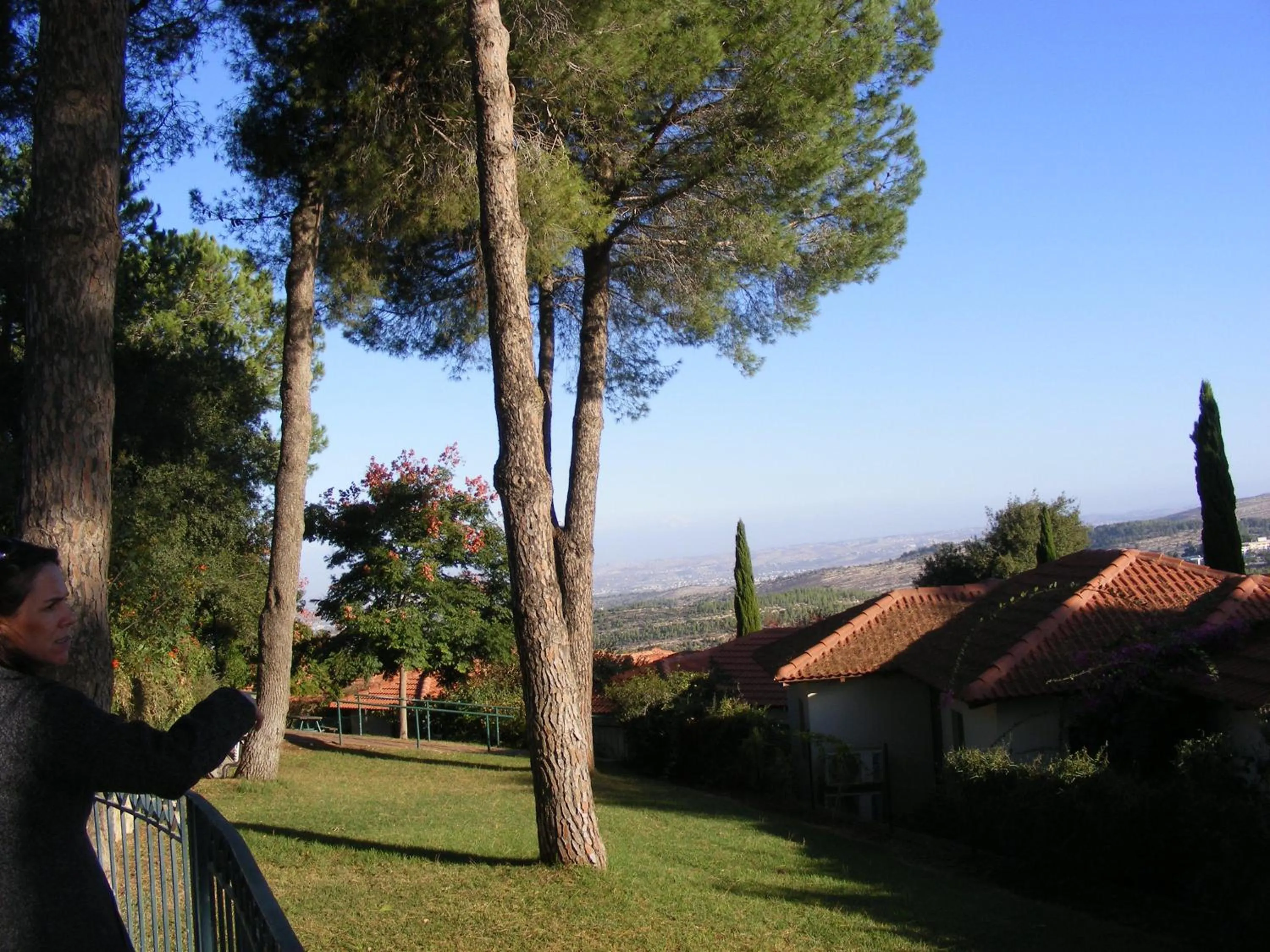 Garden in Shoresh Green Hills