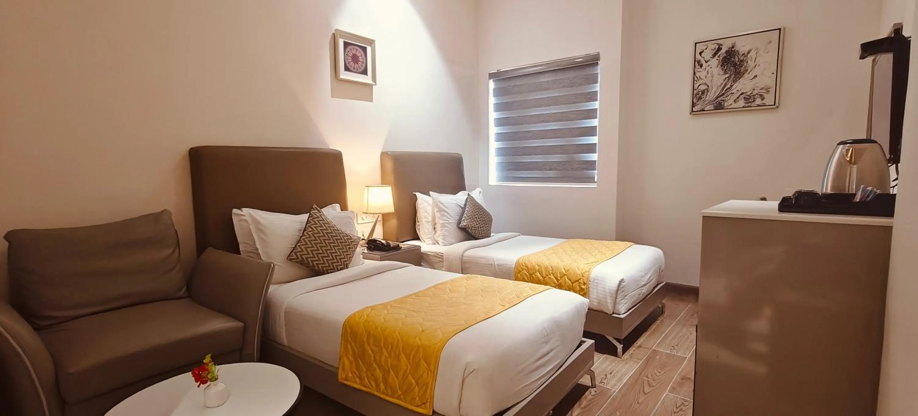 Bed in The Mayberry -A Bergamont Group of Hotels