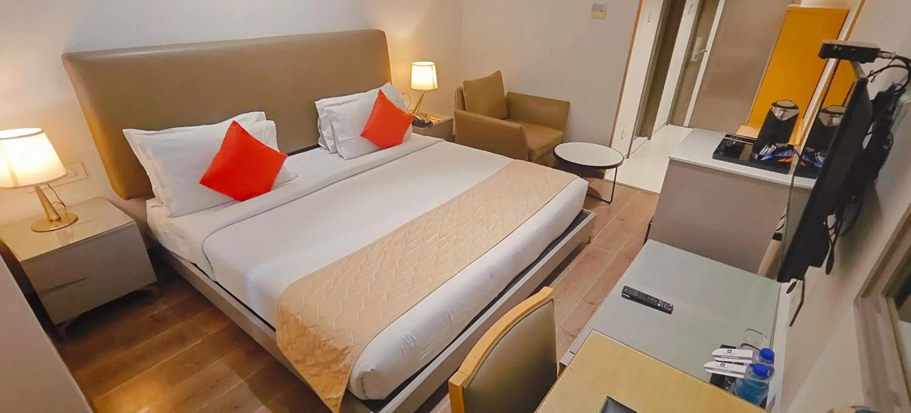 Bed in The Mayberry -A Bergamont Group of Hotels Bed in The Mayberry -A Bergamont Group of Hotels