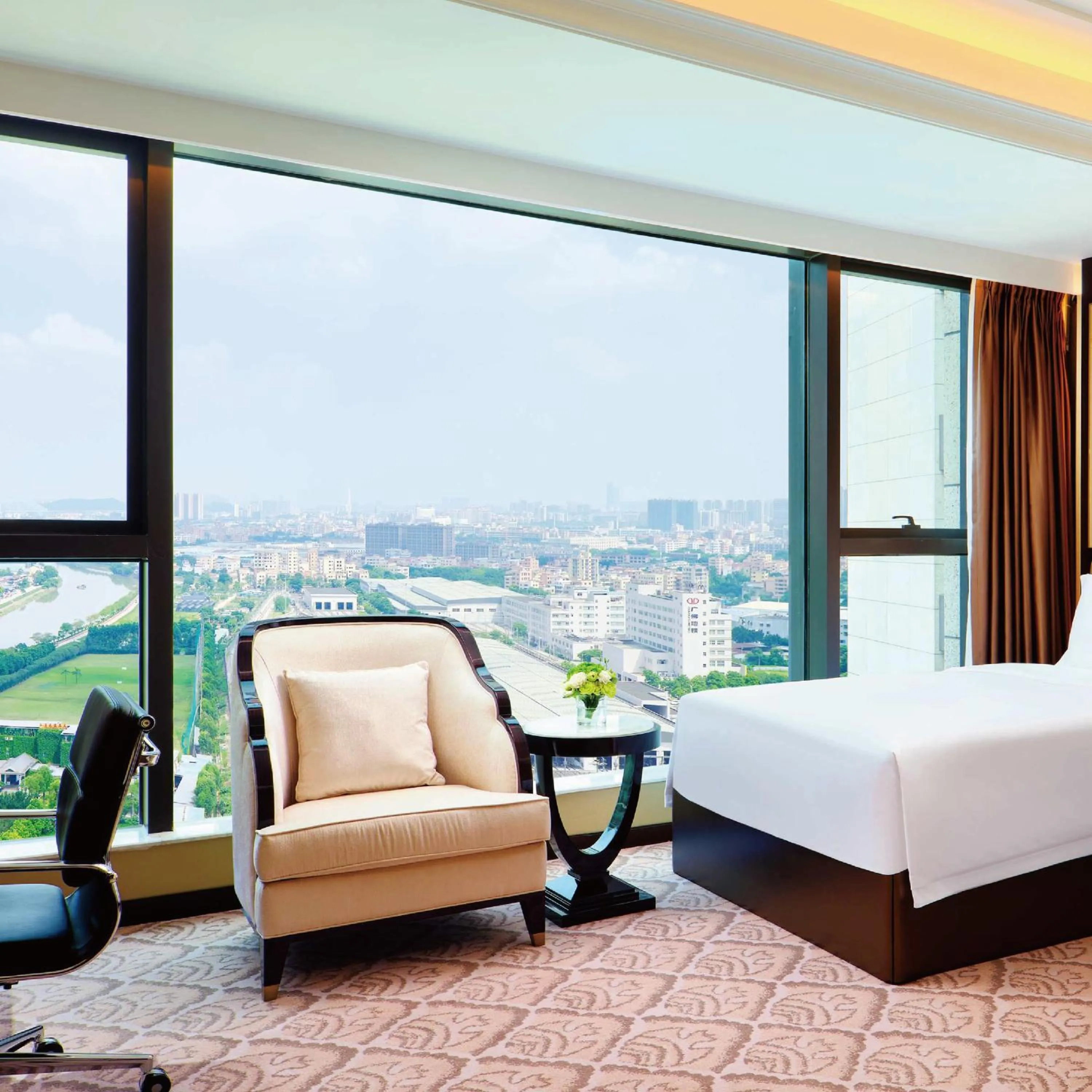 View (from property/room), Bed in The Yun Hotel Foshan Nanhai