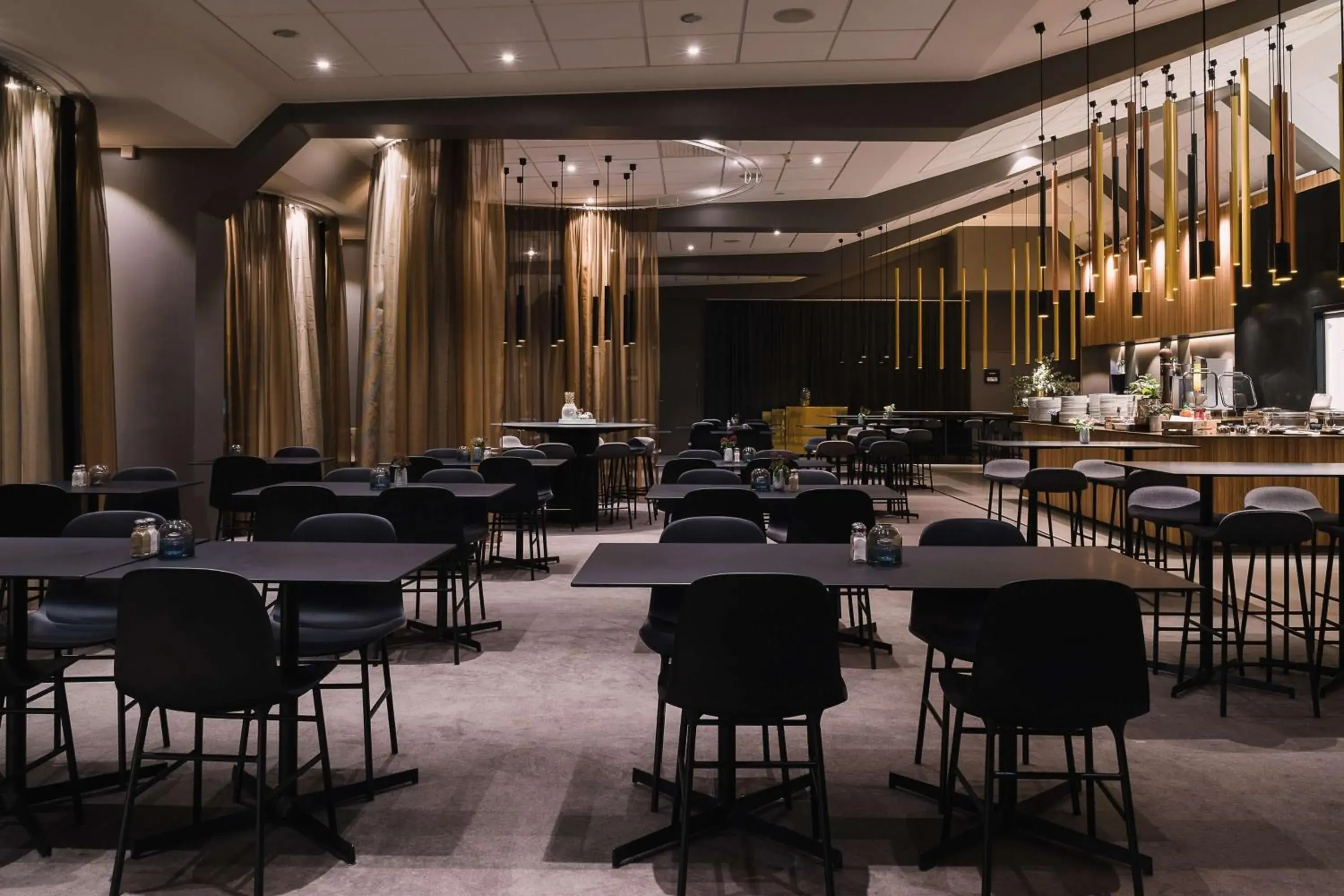 Restaurant/places to eat in Scandic Opalen Restaurant/places to eat in Scandic Opalen