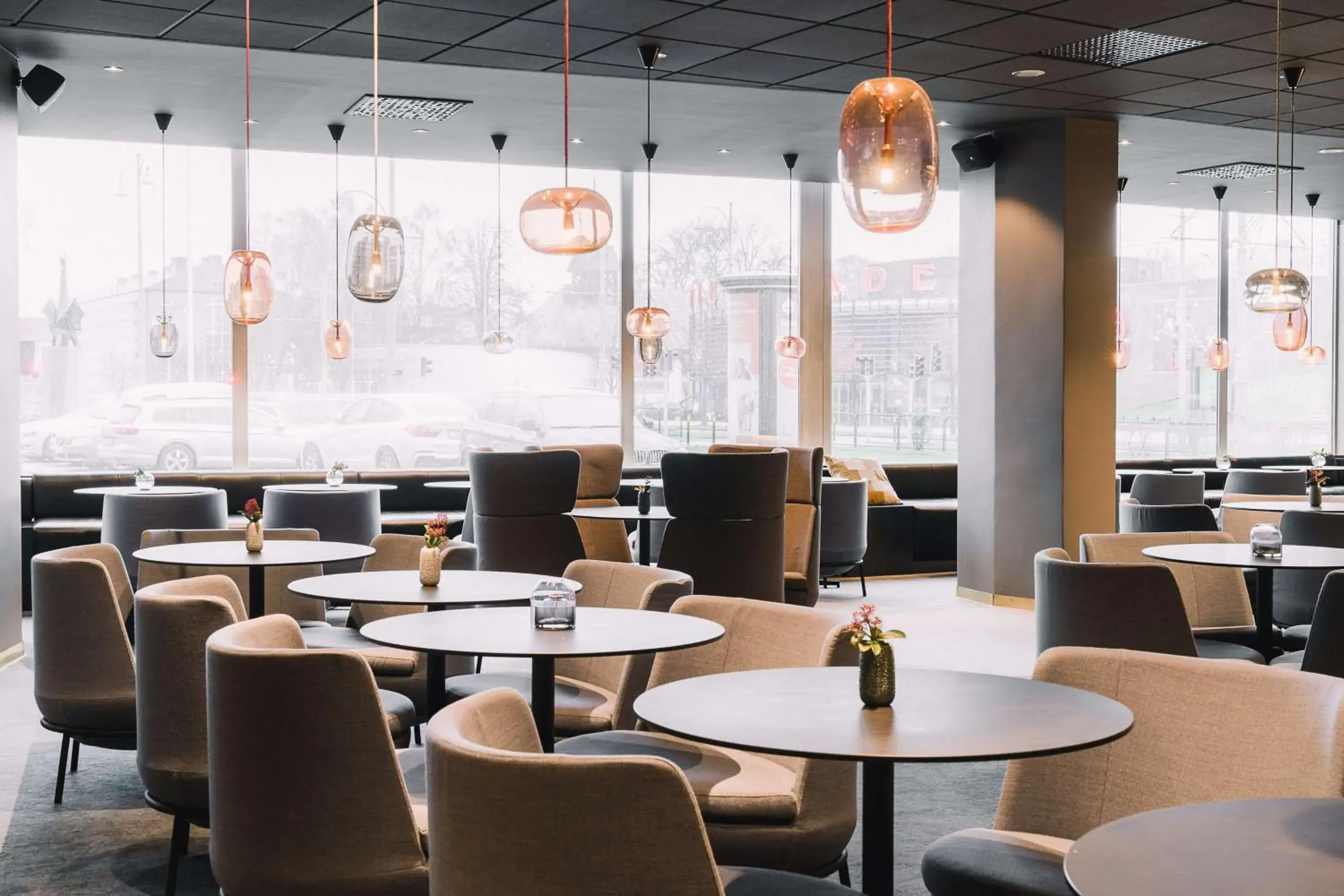 Lounge or bar in Scandic Opalen Lounge or bar in Scandic Opalen