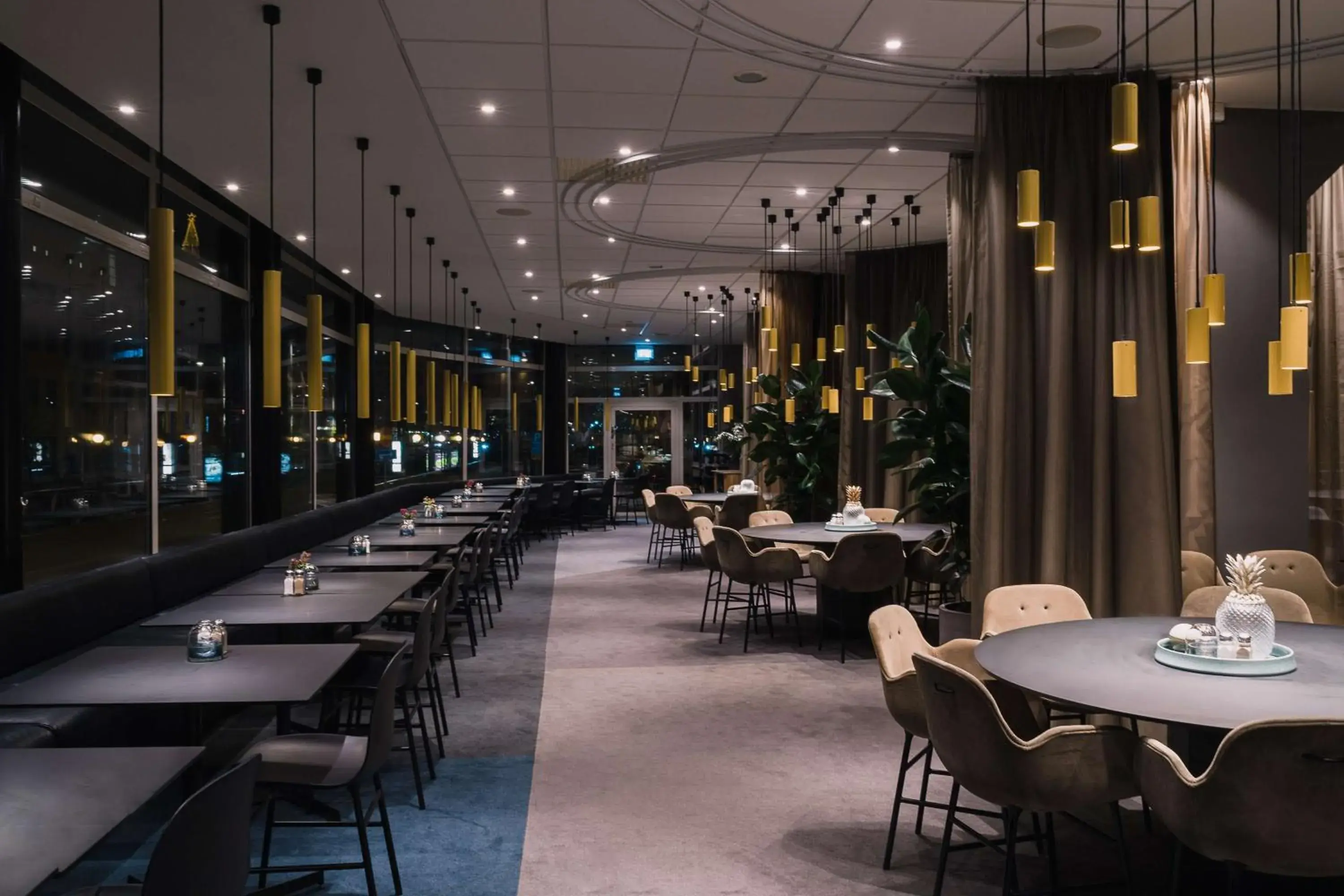 Restaurant/places to eat in Scandic Opalen Restaurant/places to eat in Scandic Opalen