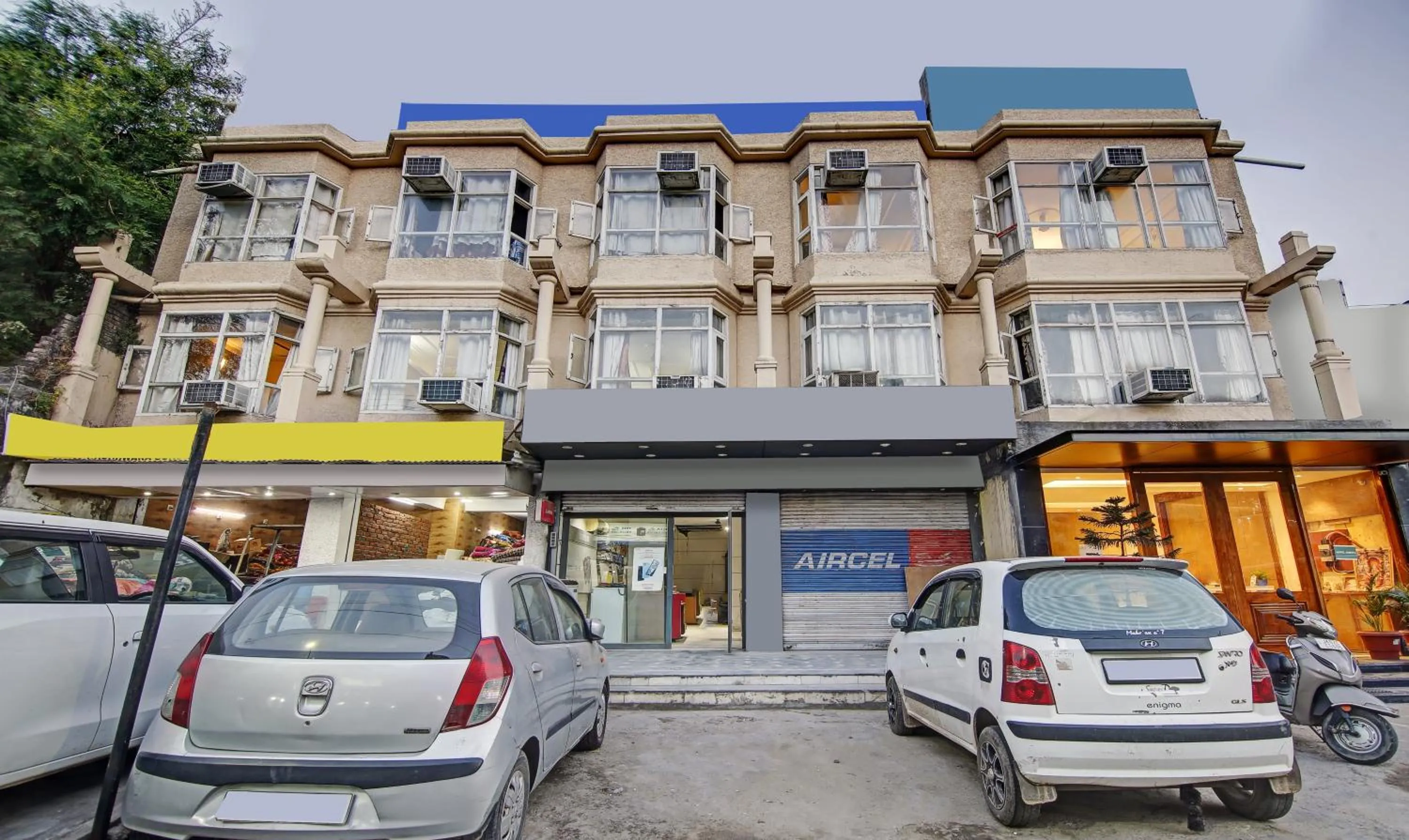 Facade/entrance in Itsy Hotels Amrita Raghunath Bazaar Jammu
