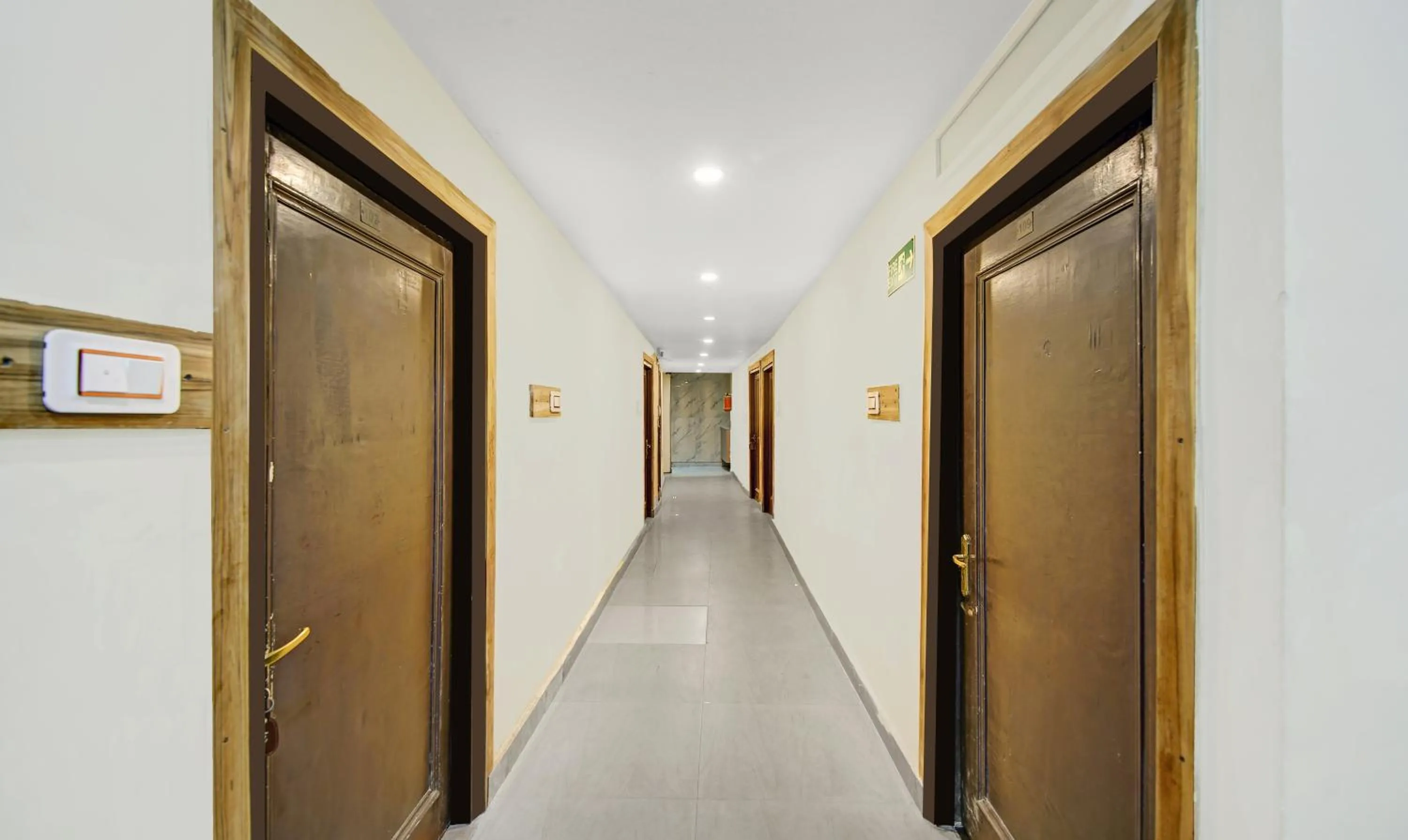 Lobby or reception in Itsy Hotels Amrita Raghunath Bazaar Jammu
