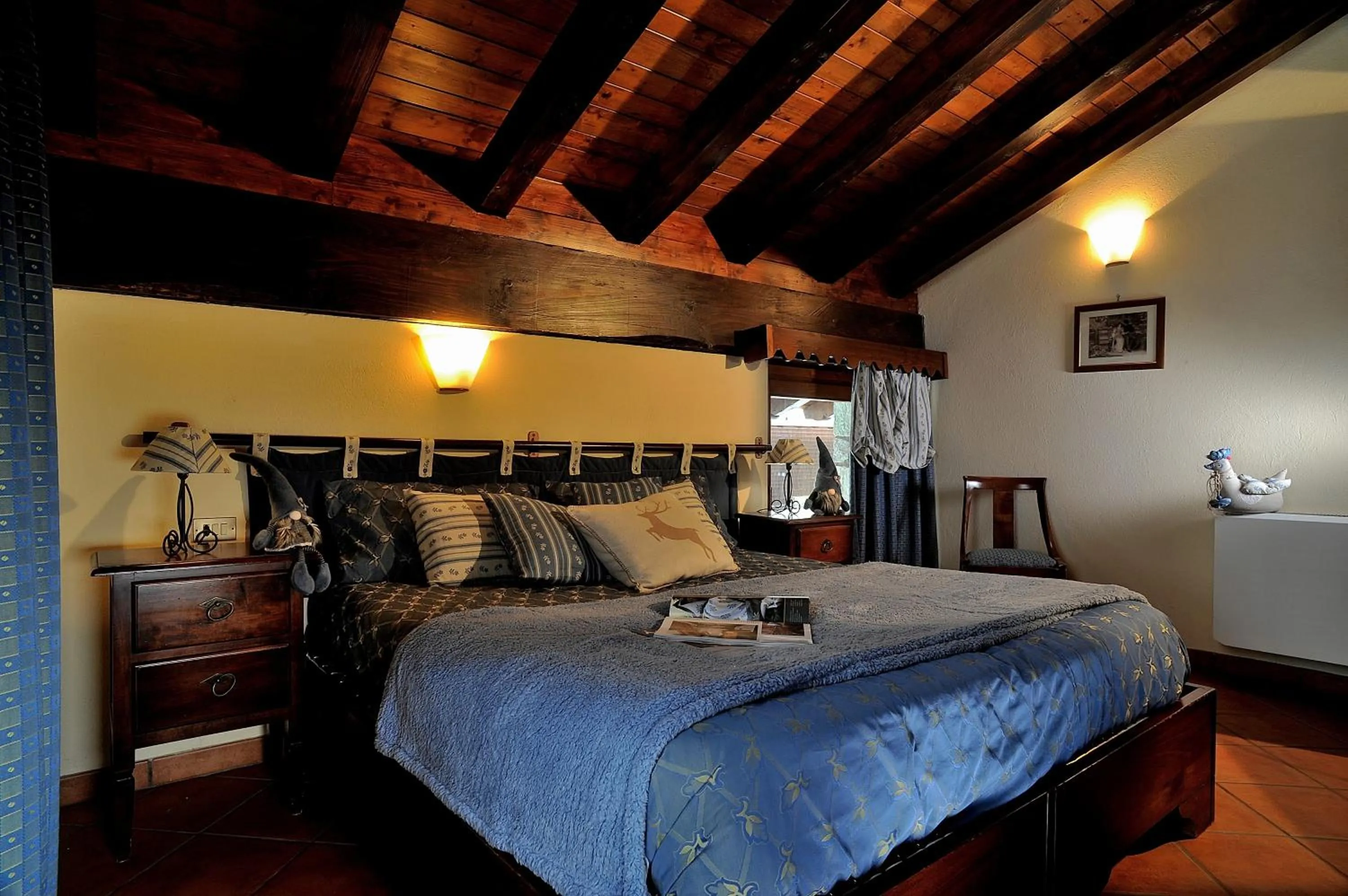 Bed in Aparthotel Foyer d'antan SUITE con caminetto hammam o vasca idromassaggio