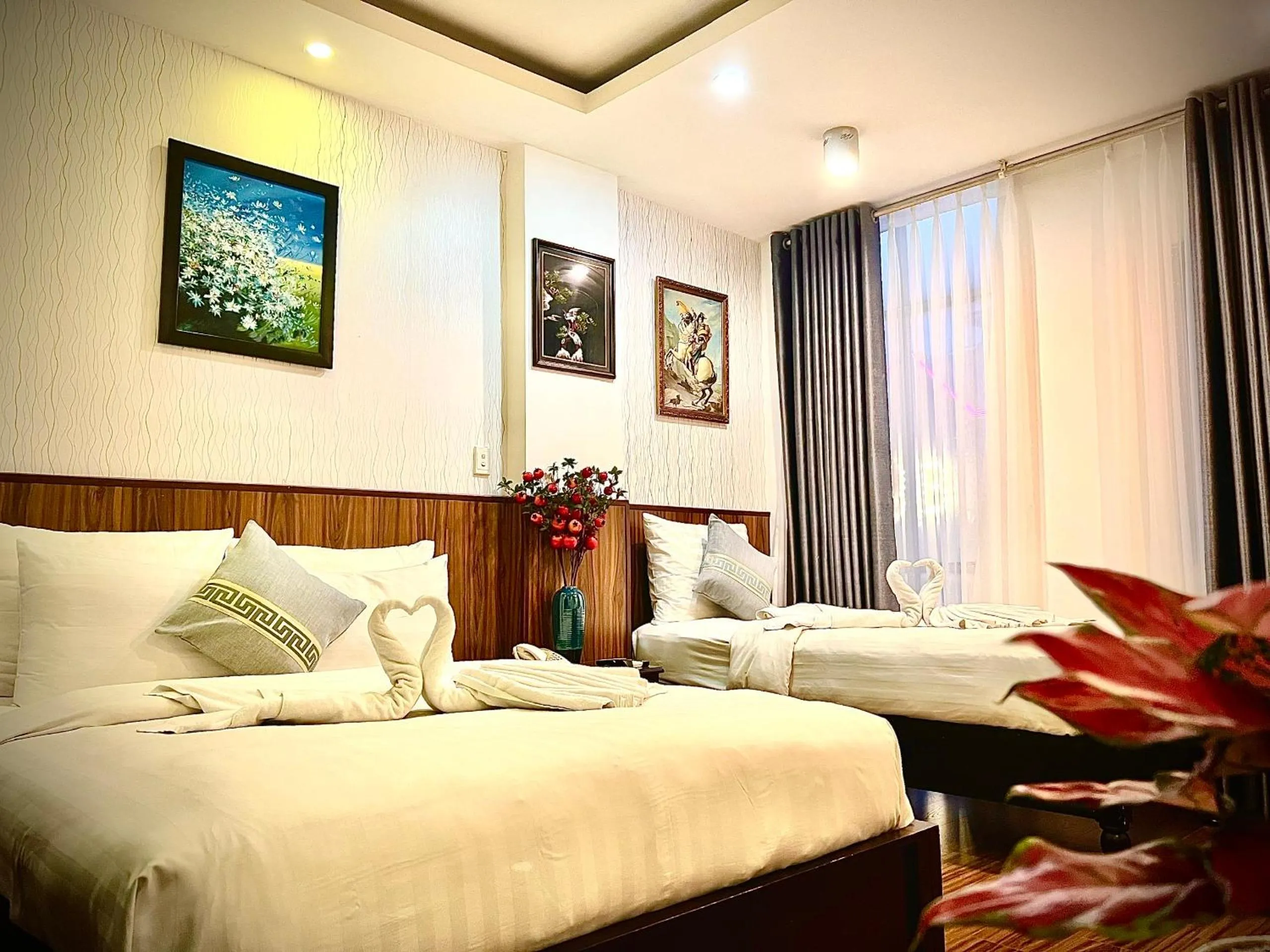 Bed in DDA Hotel District 1- Bùi Viện-Đề Thám Walking Street