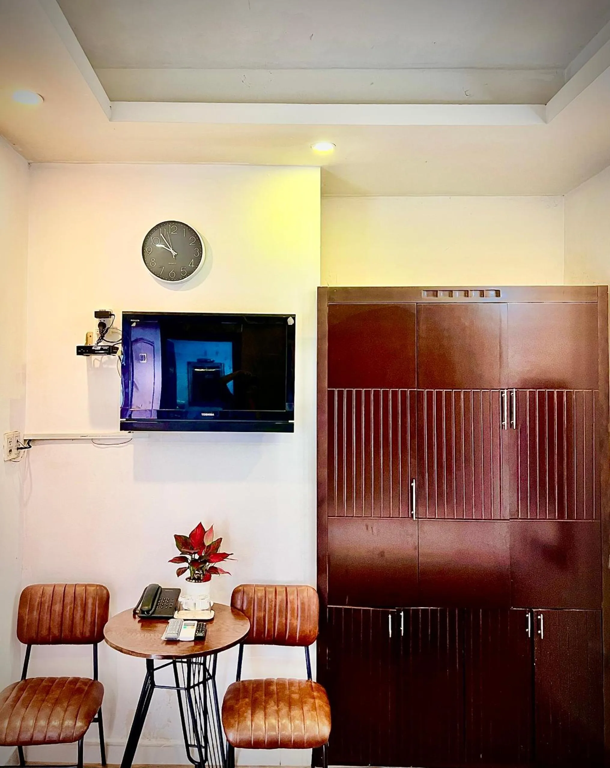 DDA Hotel District 1- Bùi Viện-Đề Thám Walking Street