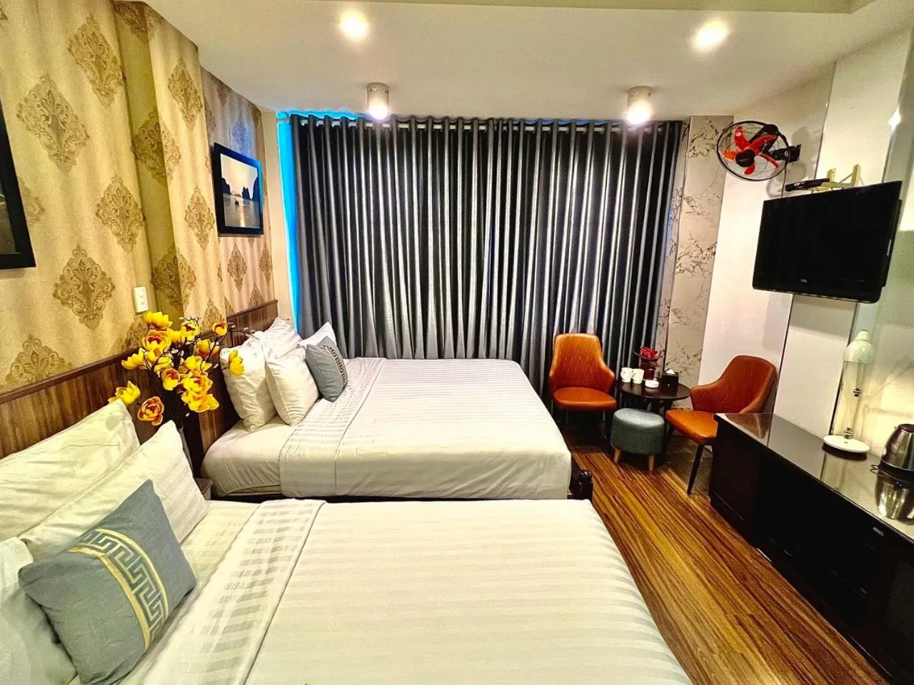 Bed in DDA Hotel District 1- Bùi Viện-Đề Thám Walking Street