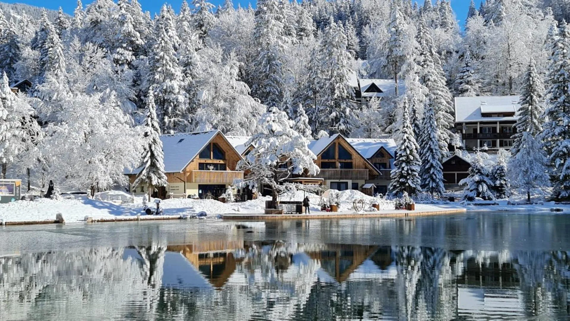 Property building in JASNA NATUR Resort by the lake
