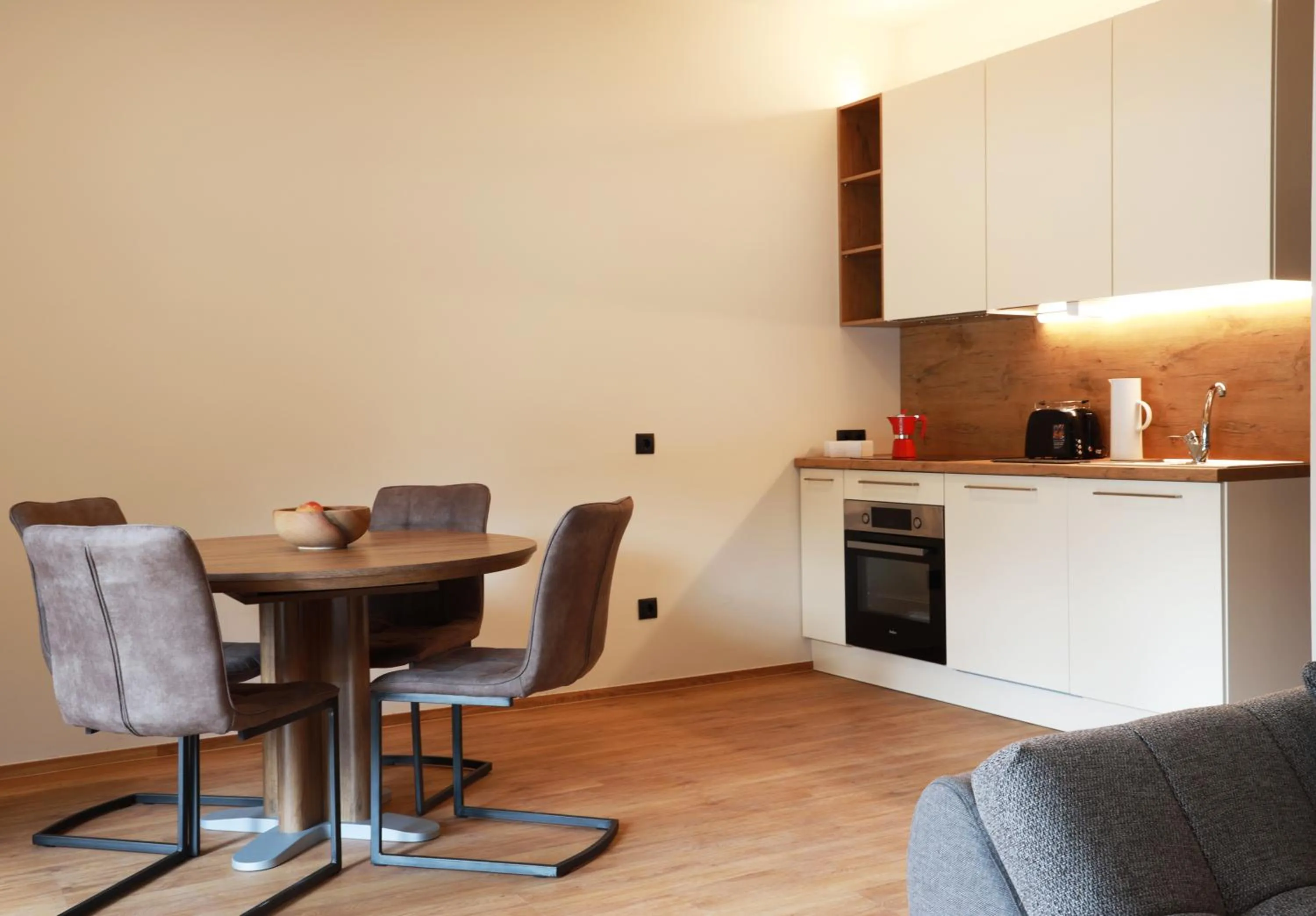 Kitchen or kitchenette in JASNA NATUR Resort by the lake