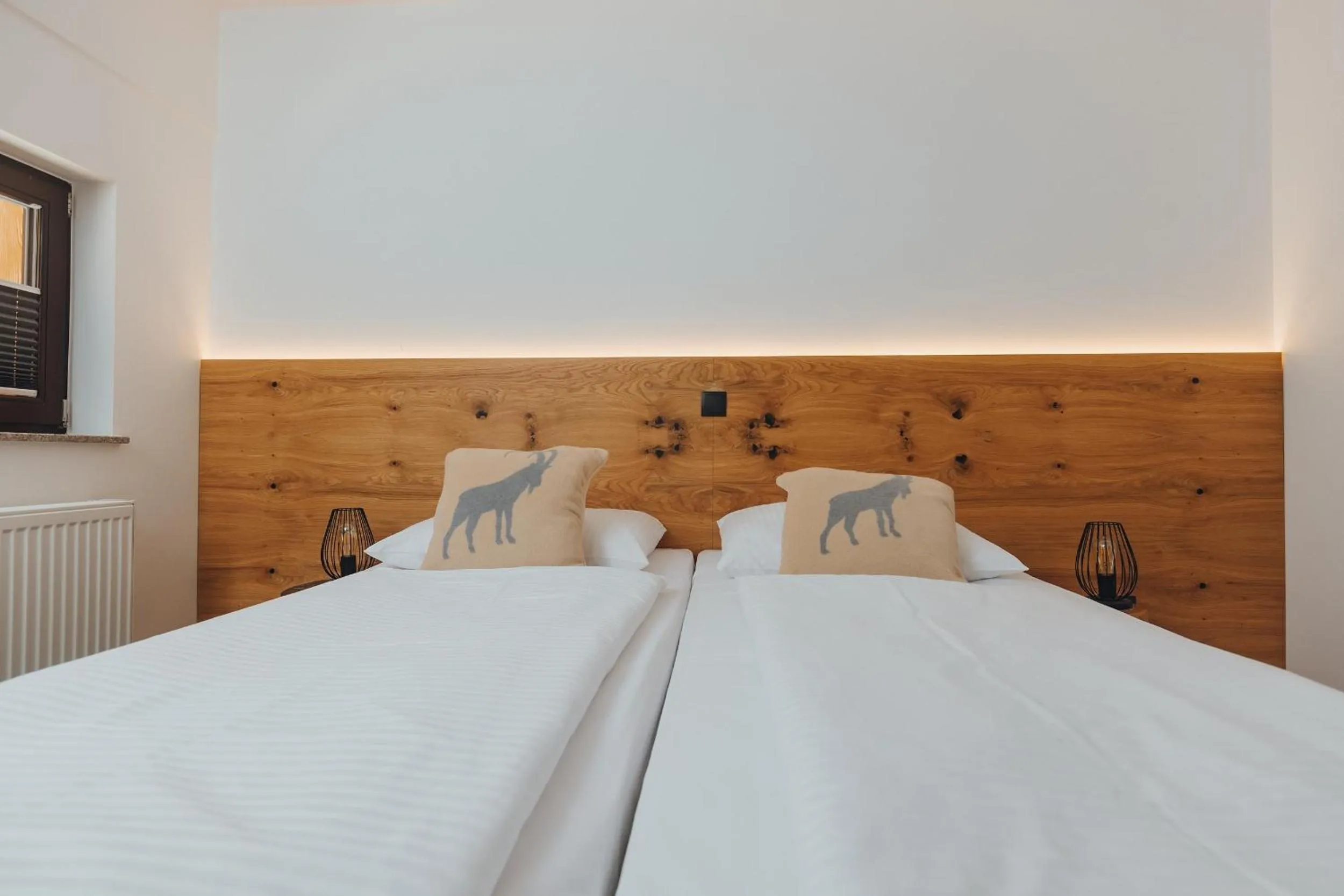 Bed in JASNA NATUR Resort by the lake