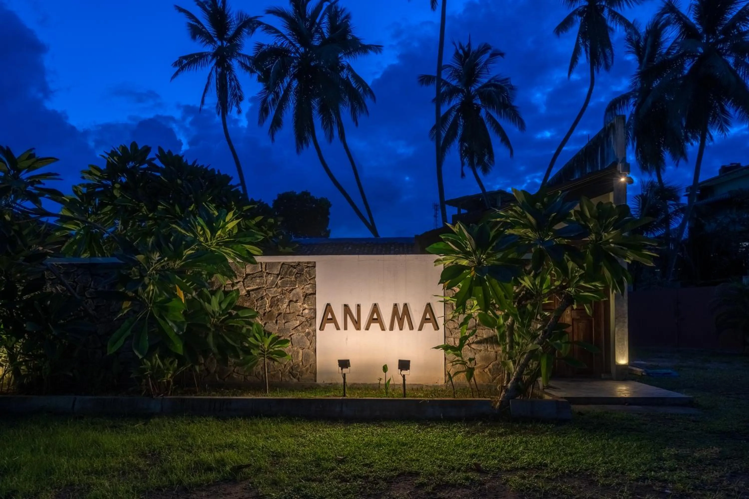 Natural landscape in Anama by Queens Mount