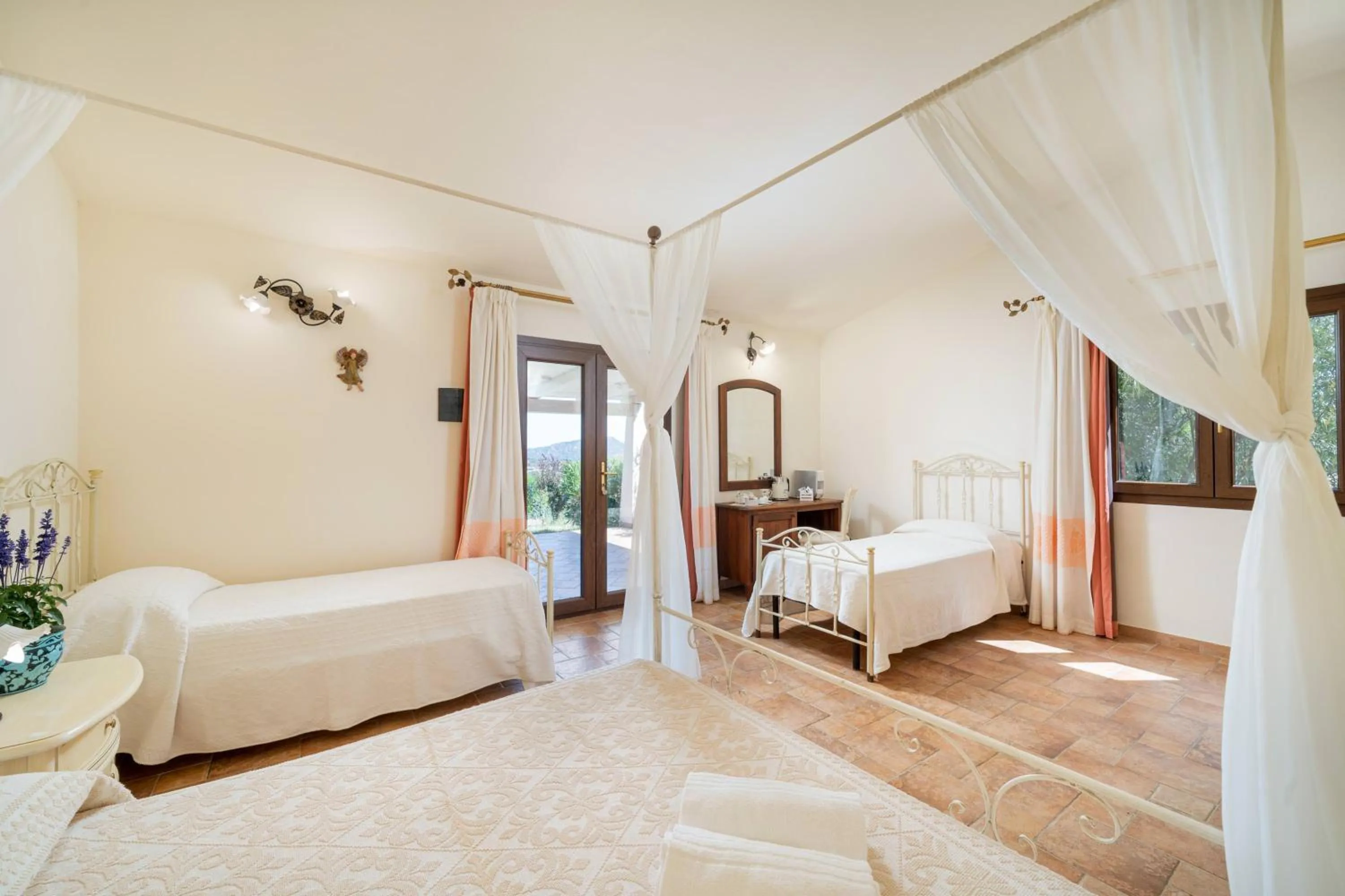 Bed in Borgo Alba Barona Turismo Rurale