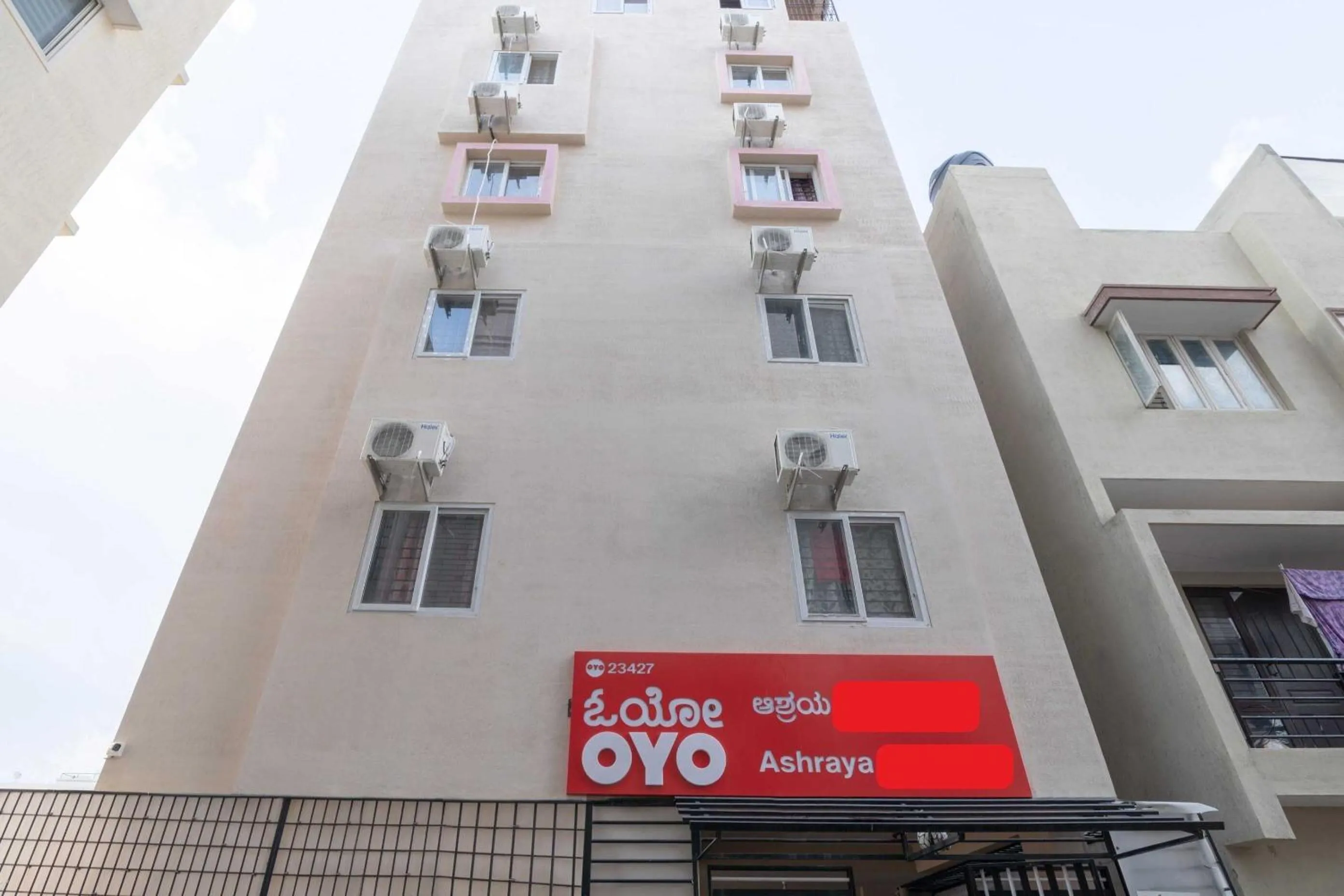 Facade/entrance in Hotel O Ashrey Comforts