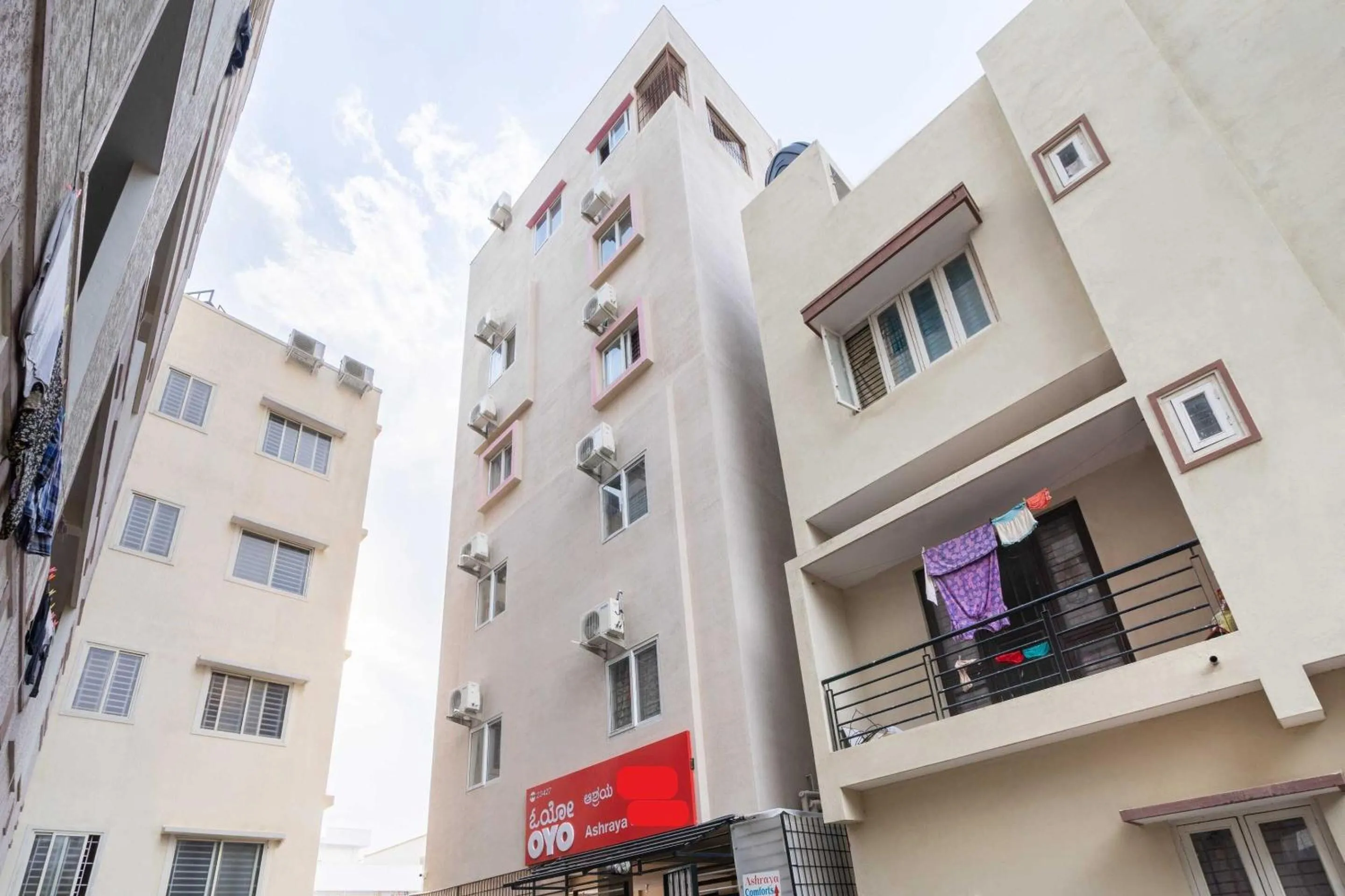 Facade/entrance in Hotel O Ashraya Comforts