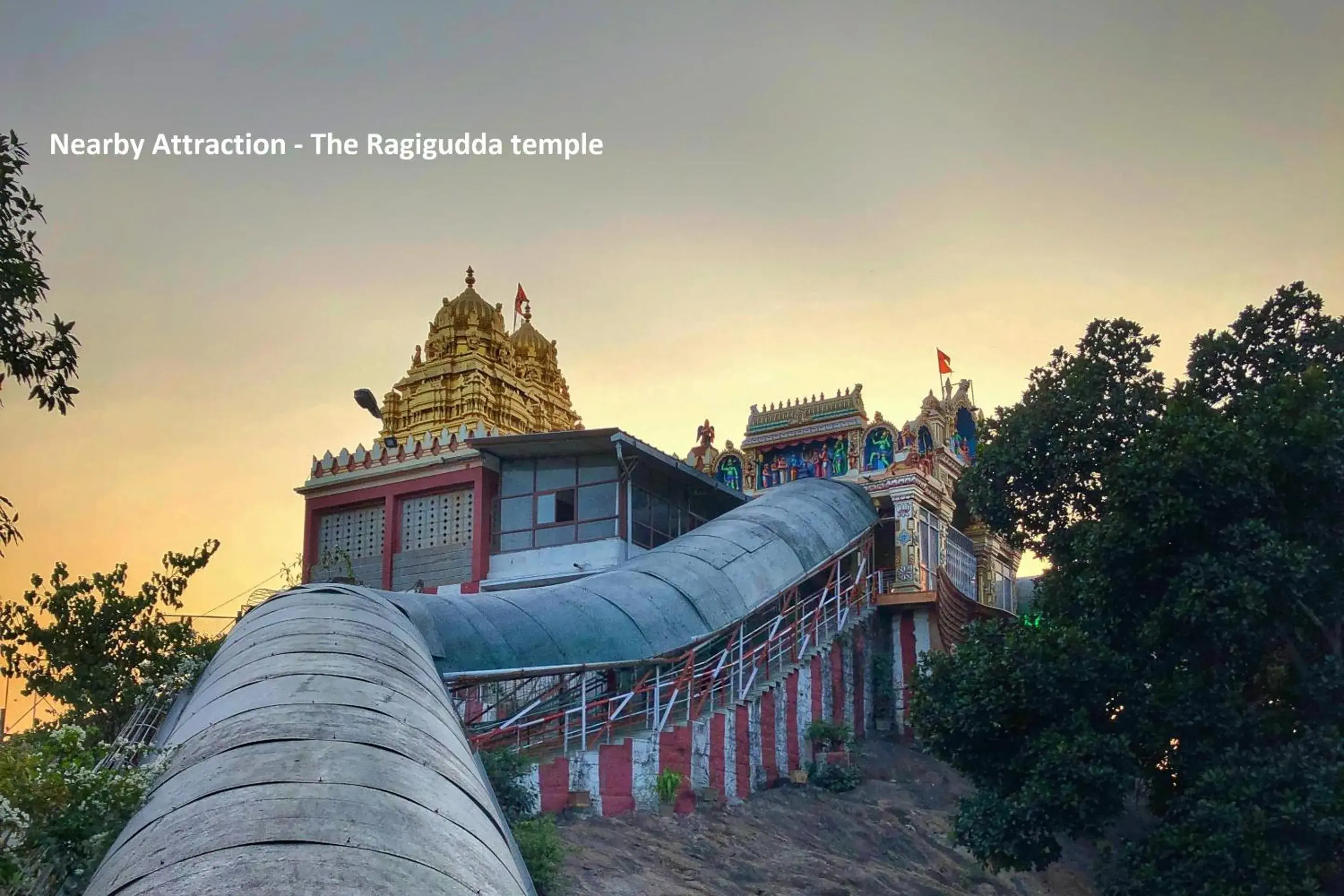 Hotel O Varcity Phi Premium Pavilion ,Above HDFC Bank ,Near Anjaneya Temple Madiwala, Hosur Main r Hotel O Varcity Phi Premium Pavilion ,Above HDFC Bank ,Near Anjaneya Temple Madiwala, Hosur Main r