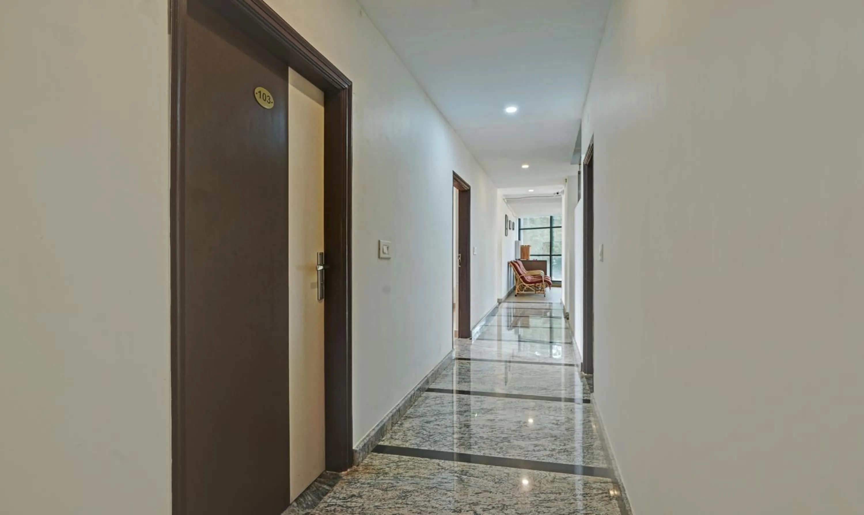 Lobby or reception in Itsy Hotels Vijaya Comforts, Coorg