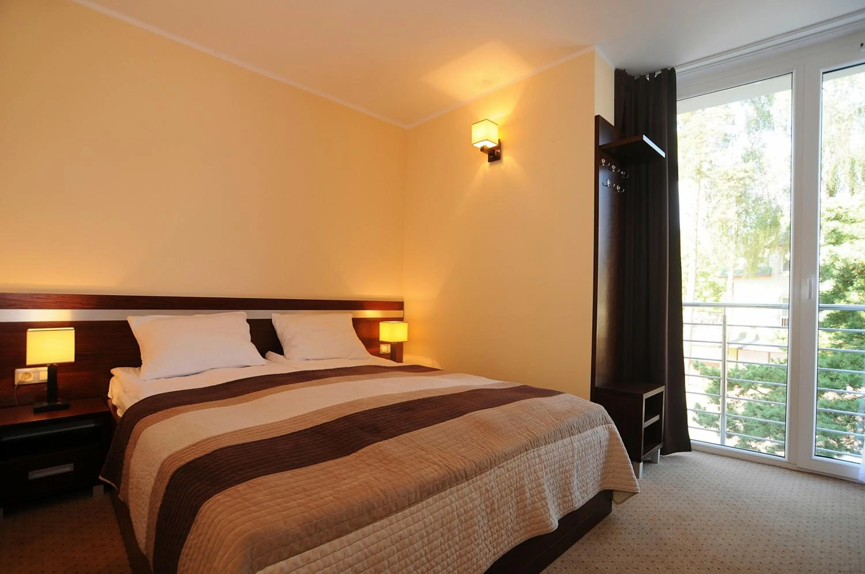Bed in Americano