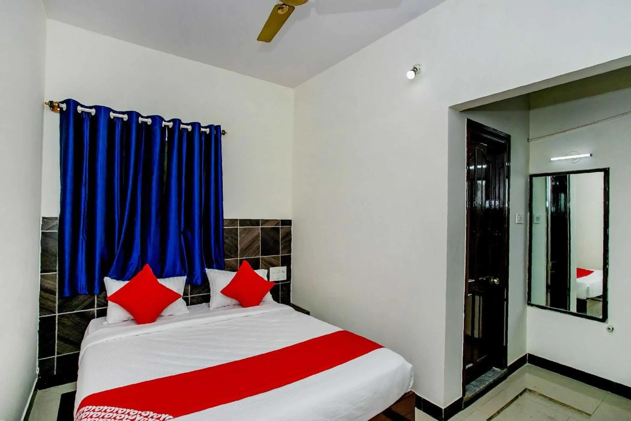 Bedroom in Hotel O Gks Residency