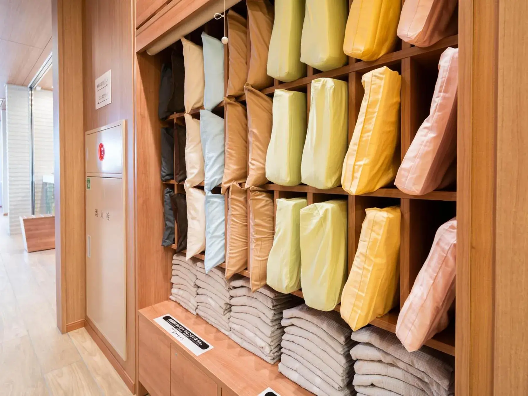 Lobby or reception in Super Hotel Yamagata Sakurambo-Higashine Station Front Lobby or reception in Super Hotel Yamagata Sakurambo-Higashine Station Front