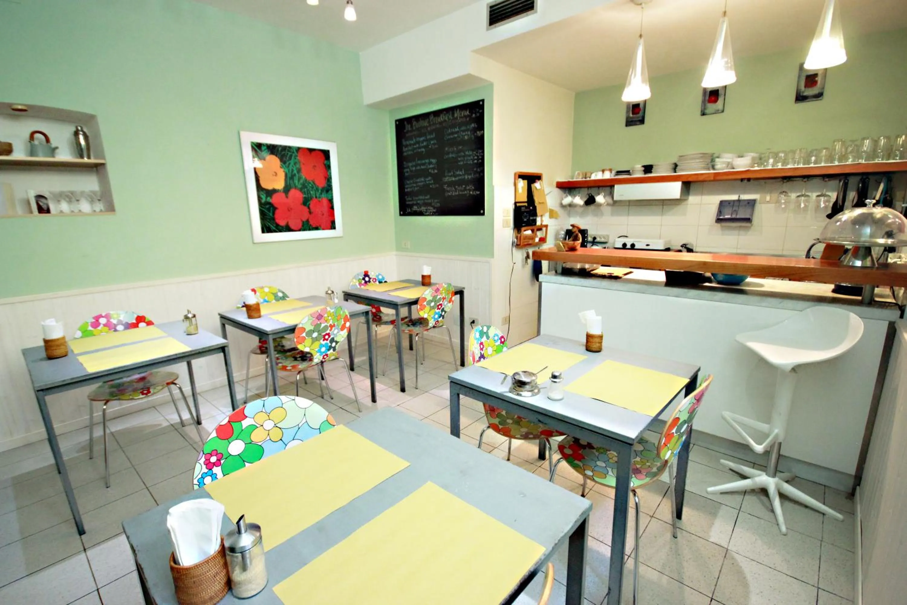 Communal kitchen in The Beehive Hostel