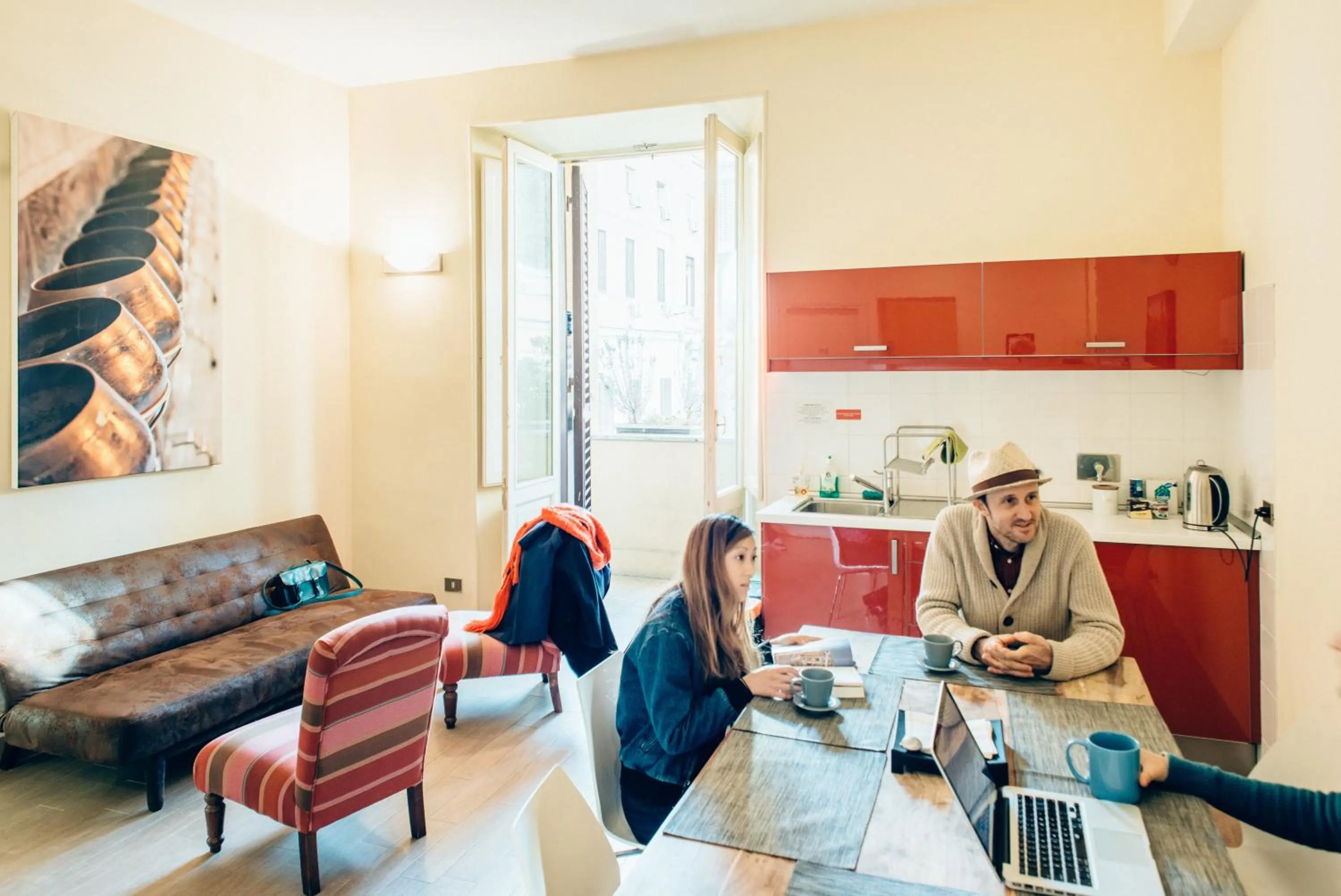 Living room in The Beehive Hostel