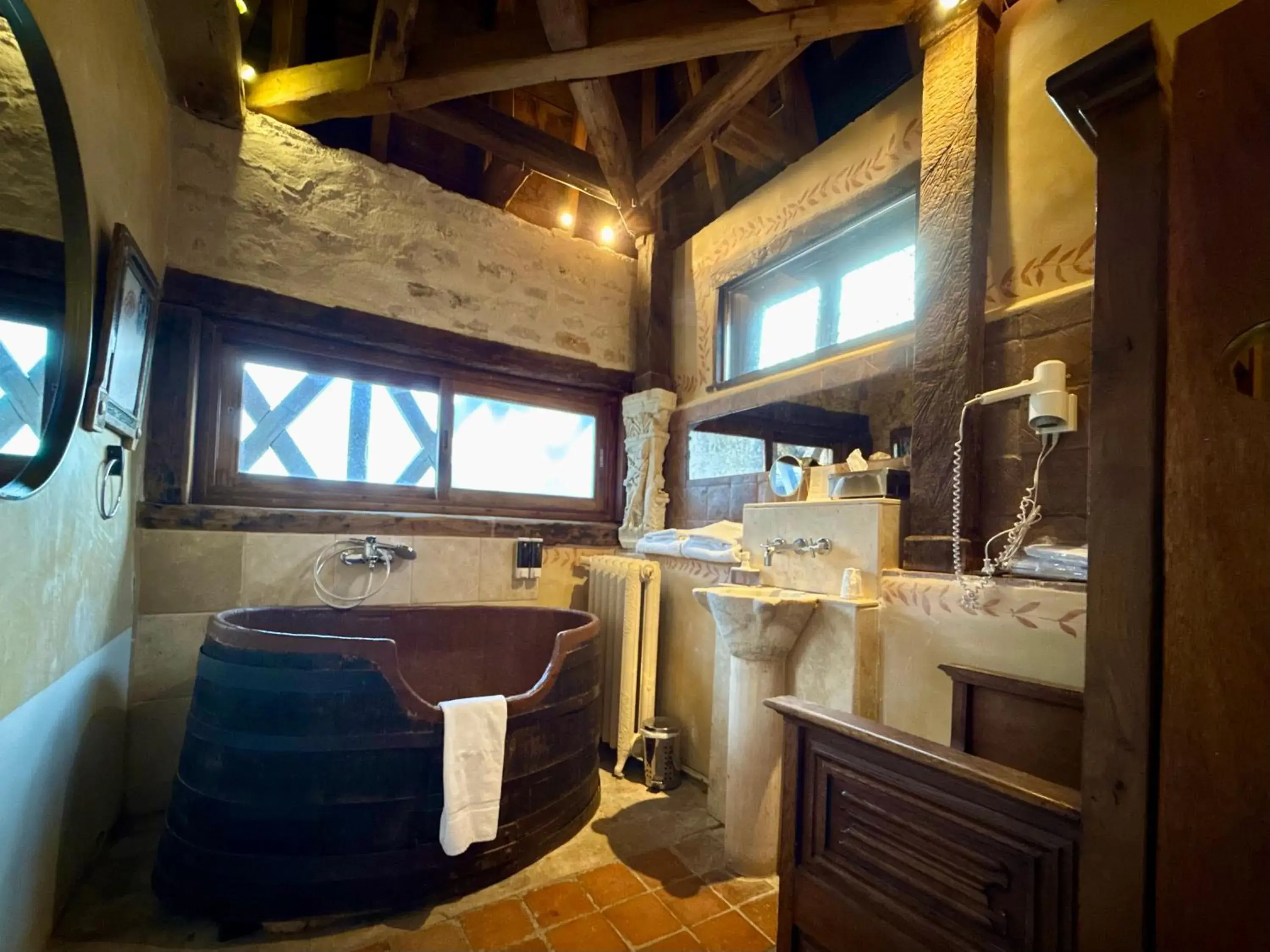Comfort Double Room in Art'Hotel & SPA Le Potin Gourmand Comfort Double Room in Art'Hotel & SPA Le Potin Gourmand