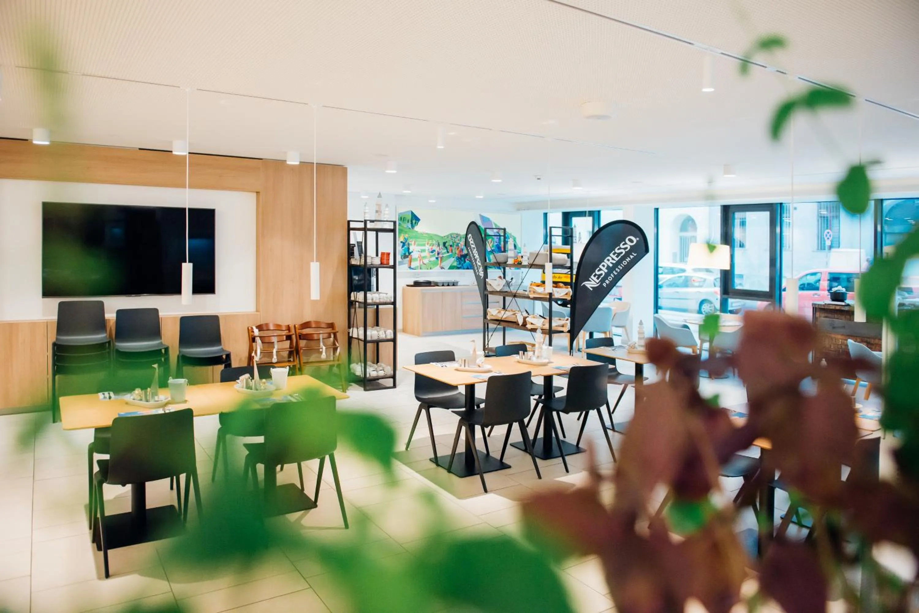 Restaurant/places to eat in myNext - Hotel Leo