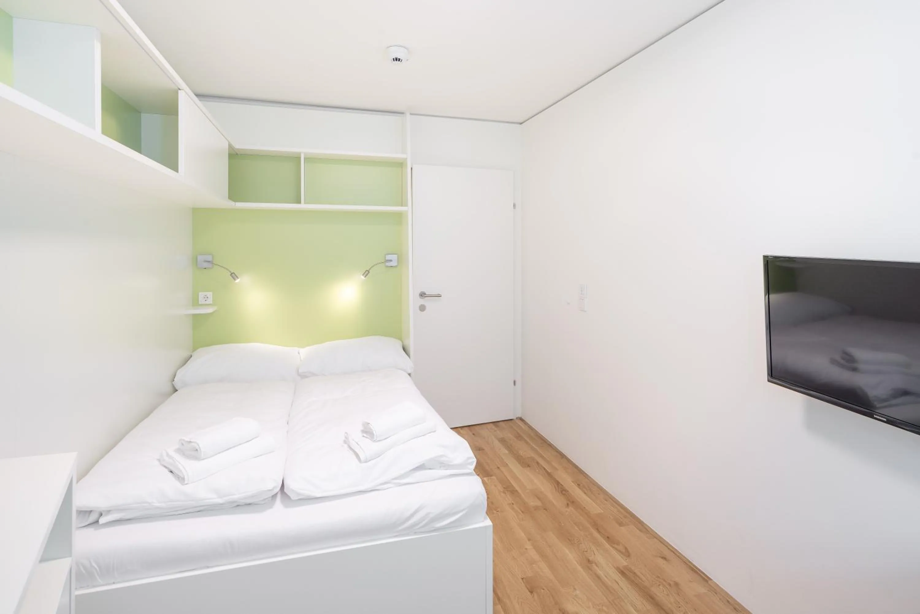 Bed in myNext - Hotel Leo