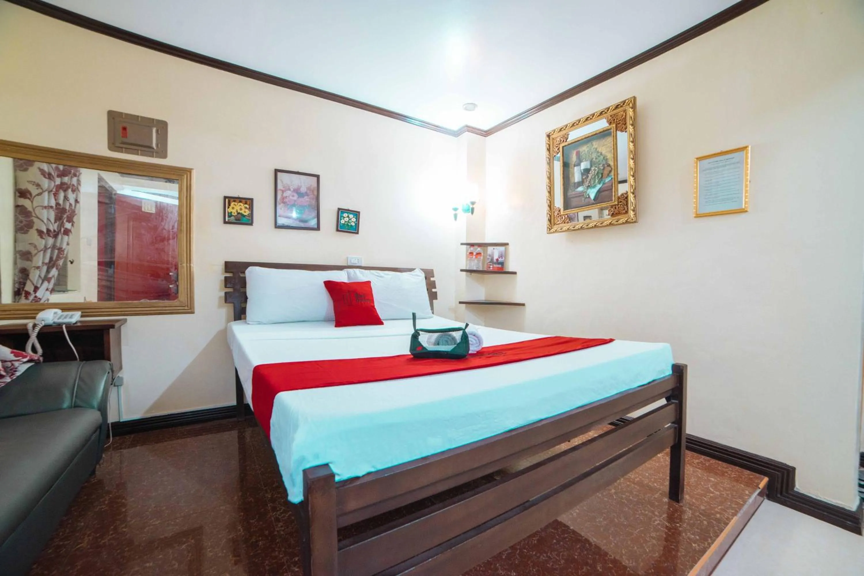 Bed in RedDoorz at Tagaytay Road