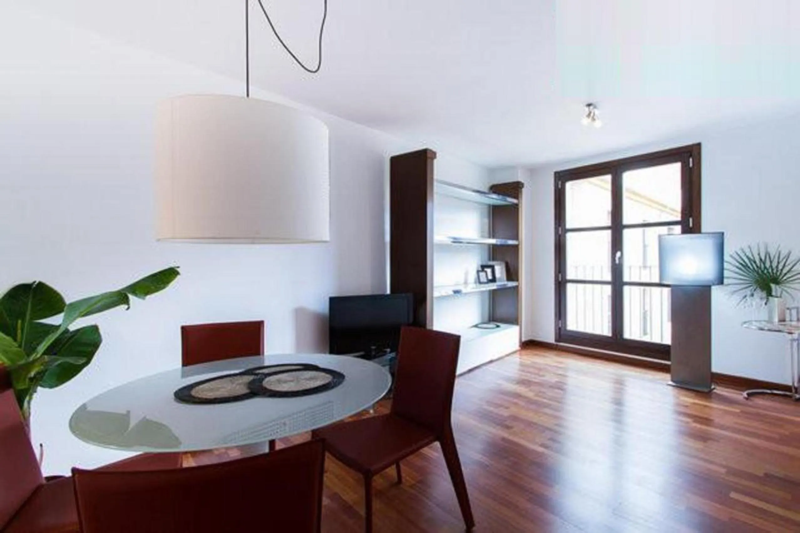 Dining area in Happy Apartments Valencia