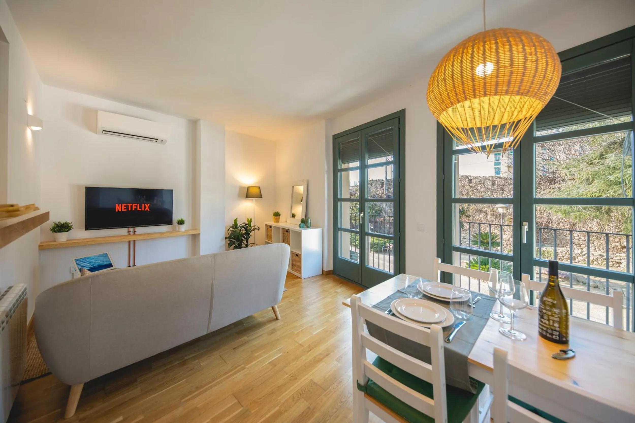 Living room, Bed in Bravissimo Sant Pau, cozy apartment in the centre