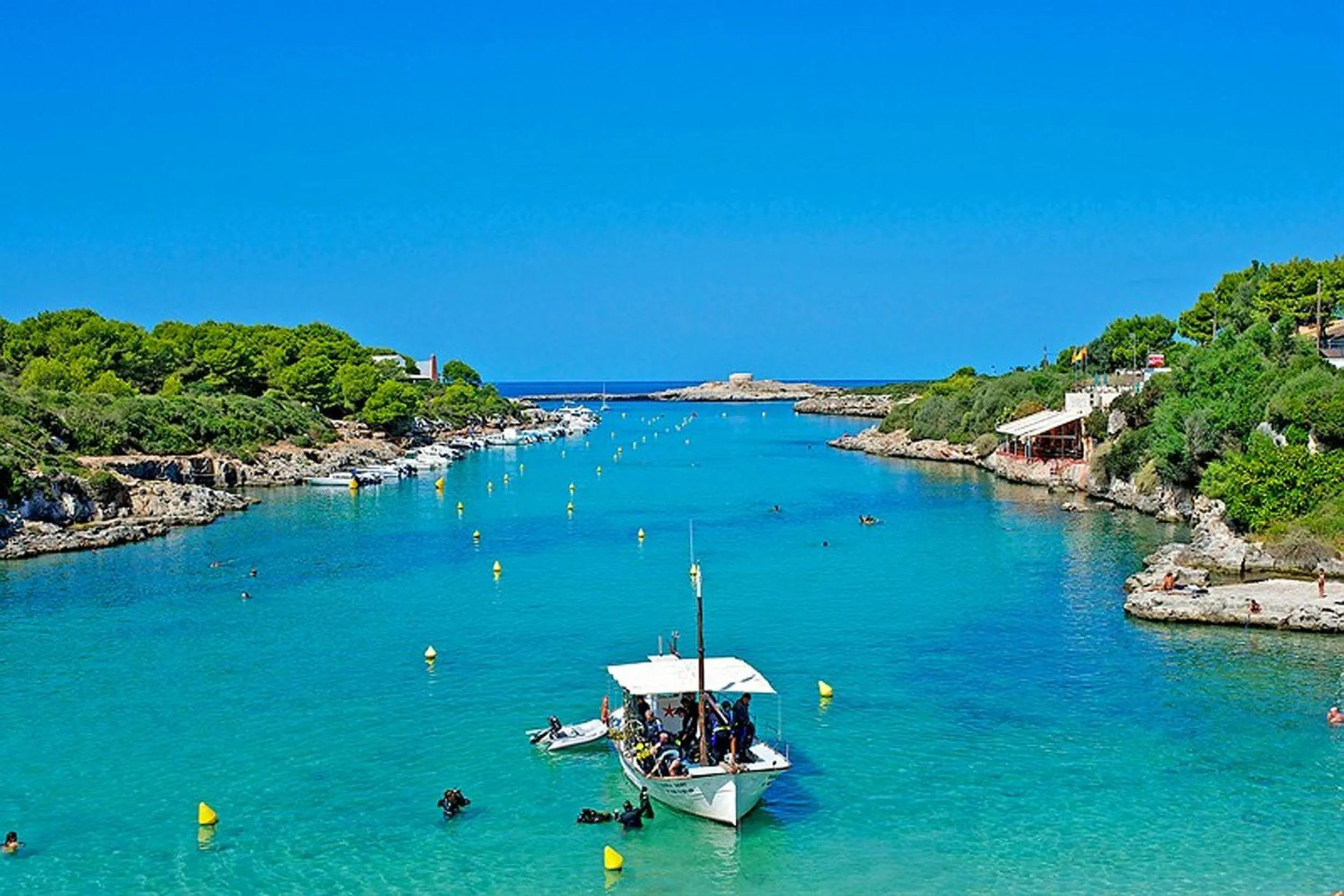 Area and facilities in Hotel Playa Santandria Adults Only