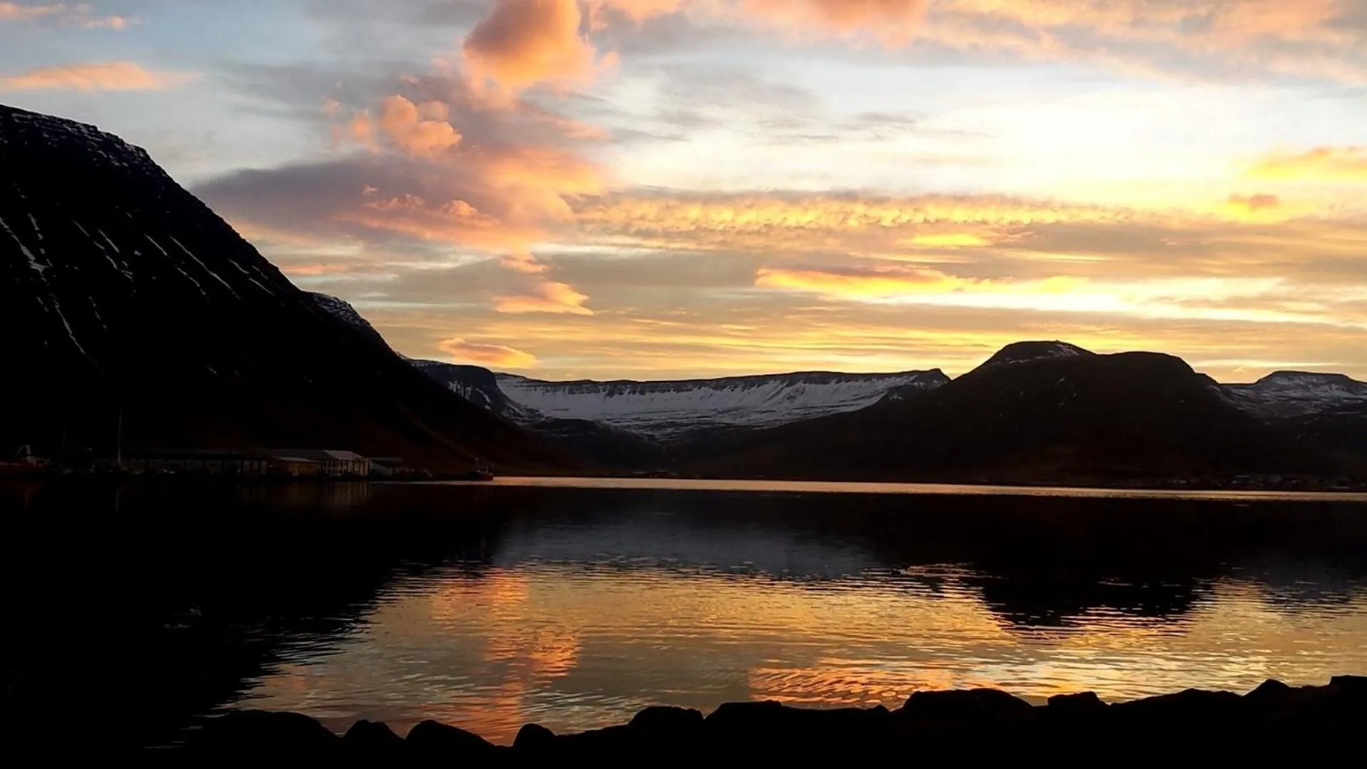 Natural landscape in Mánagisting Guesthouse