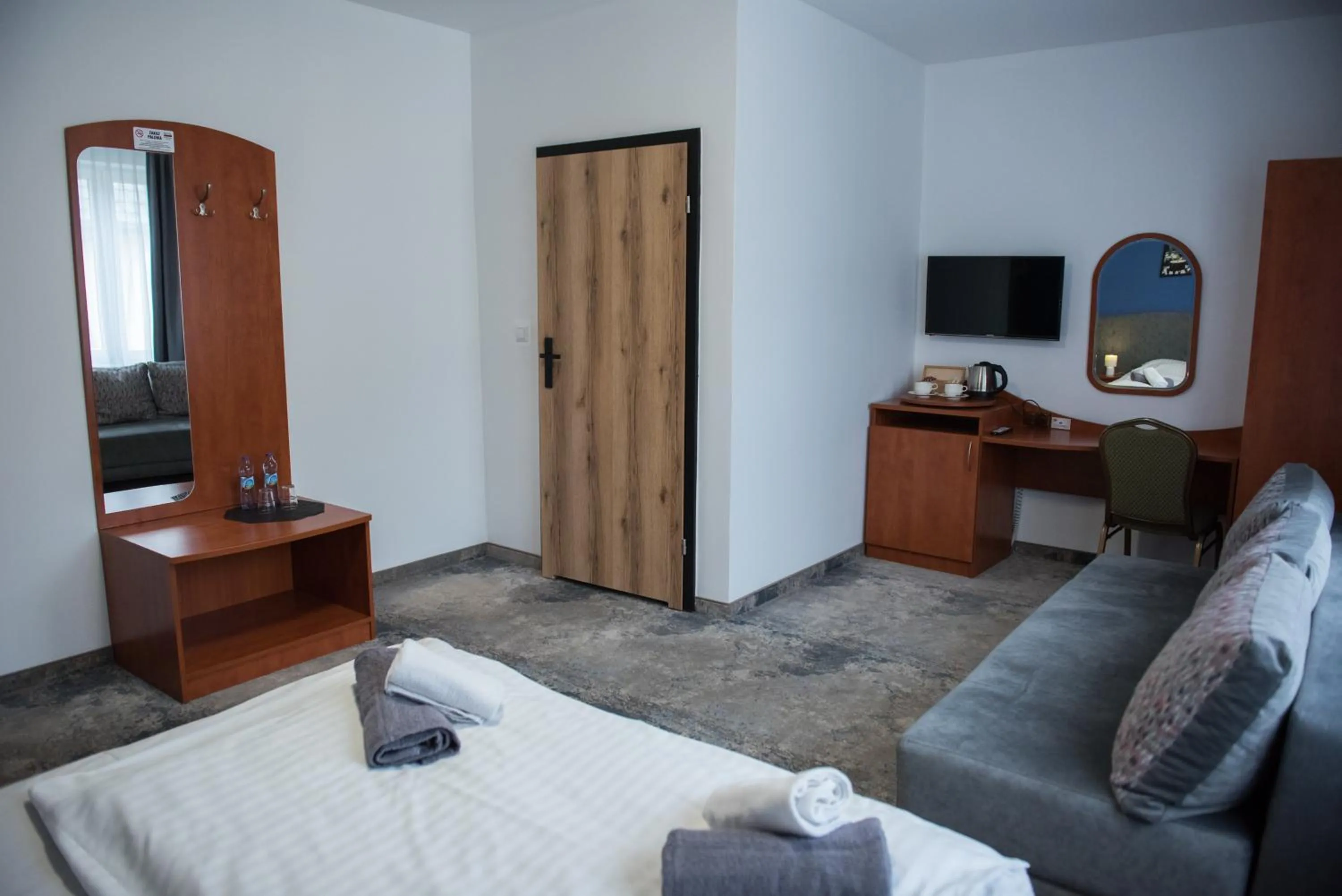 Bed in Hotel Paradiso