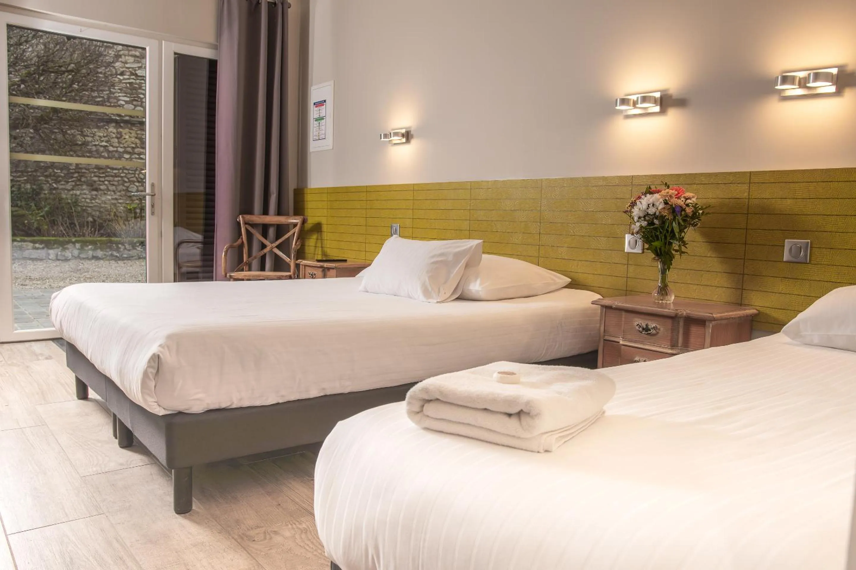 Bed in DOMAINE ST GERMER