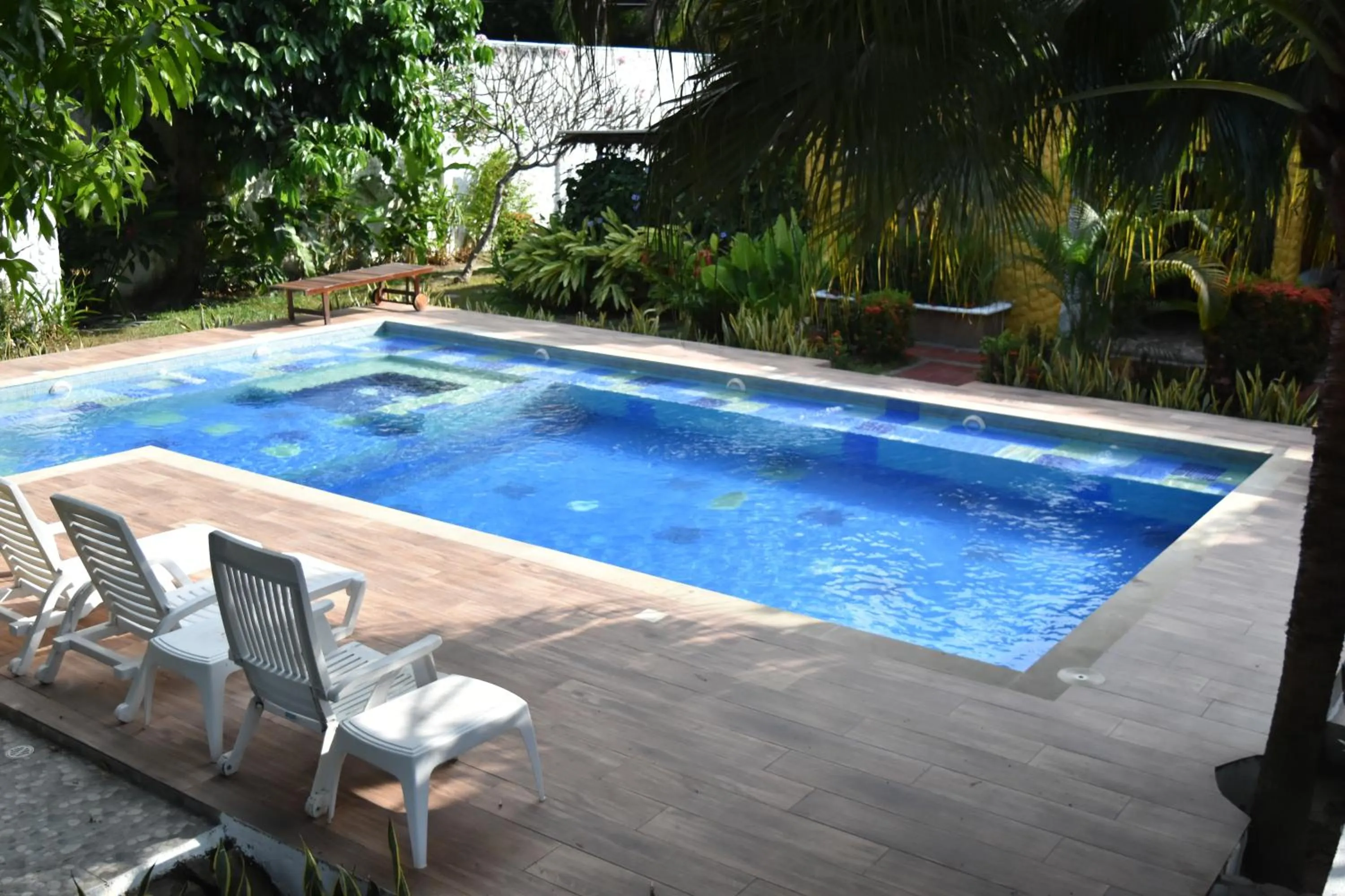 Swimming pool in Eco Hostal Kuima