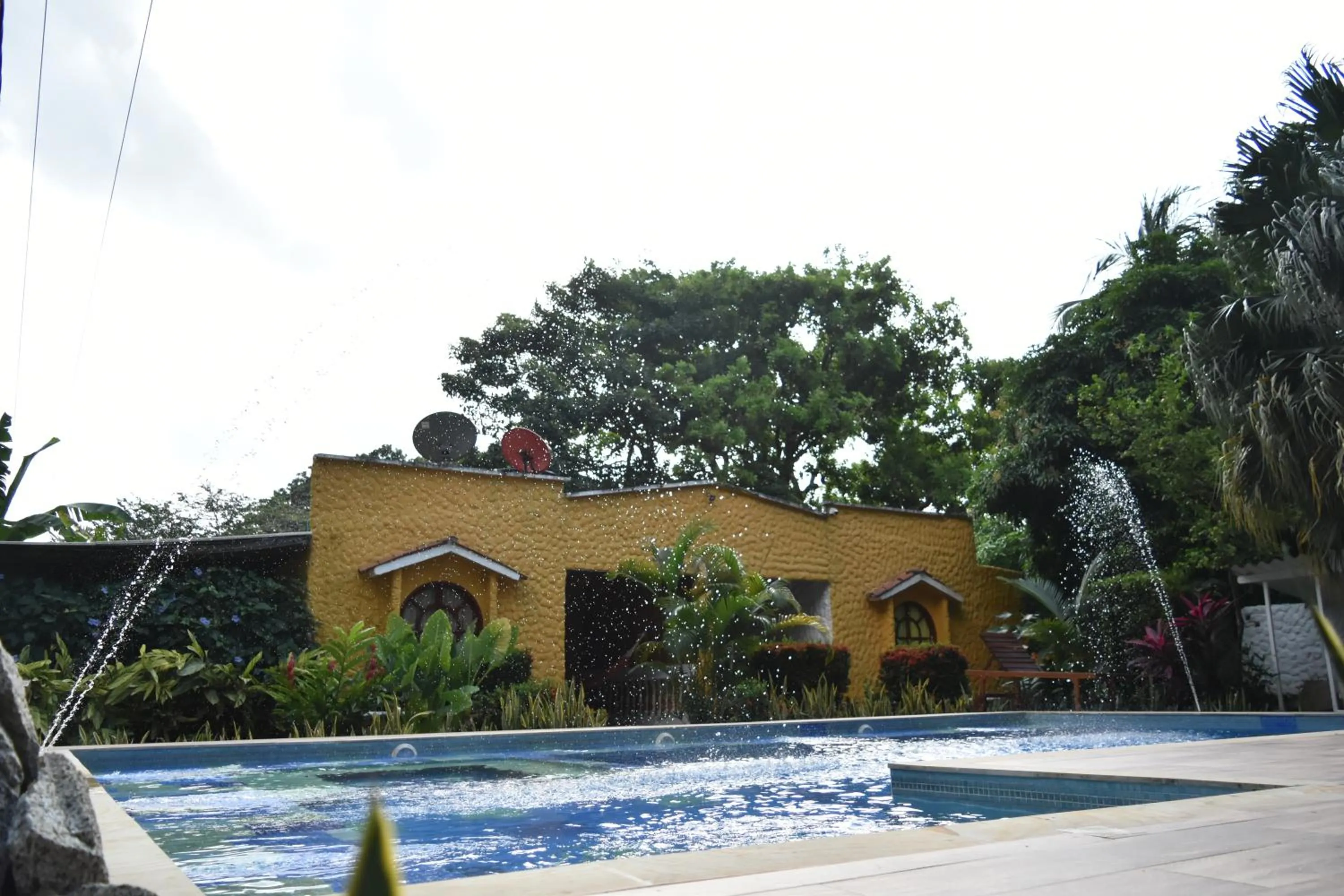Swimming pool in Eco Hostal Kuima