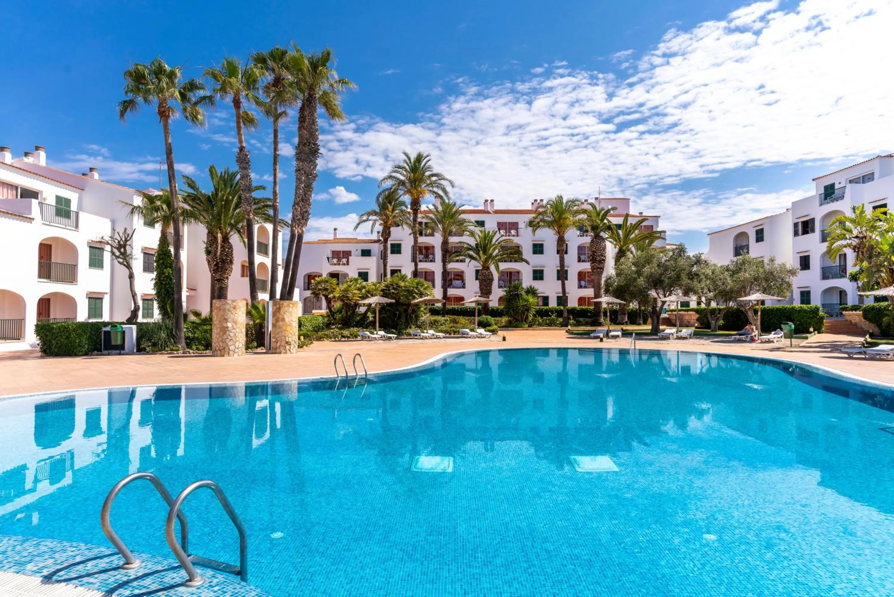 Swimming pool in Apartamentos Vista Blanes