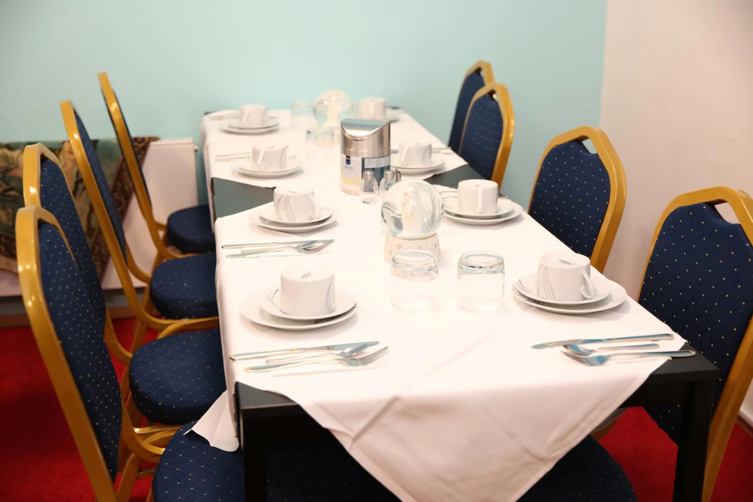 Restaurant/places to eat in Twinhof