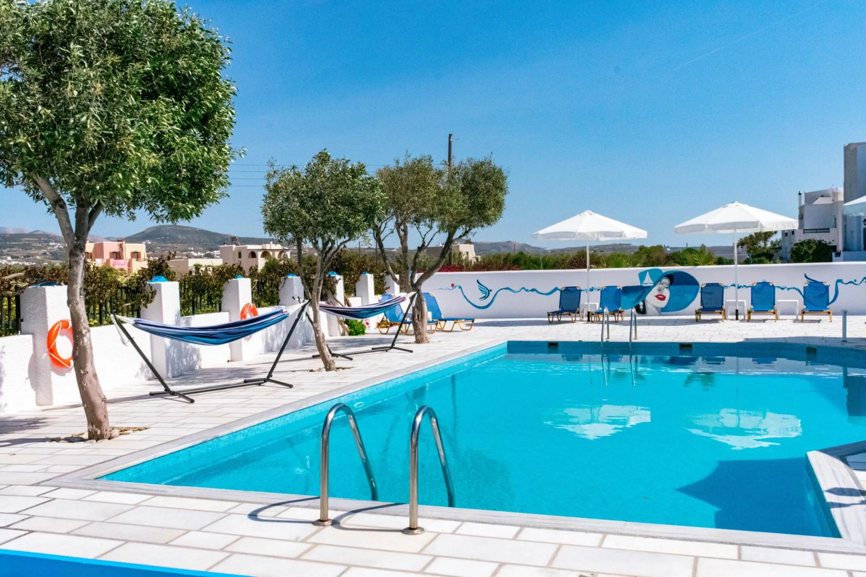 Swimming pool in Dedalos Studios Naxos