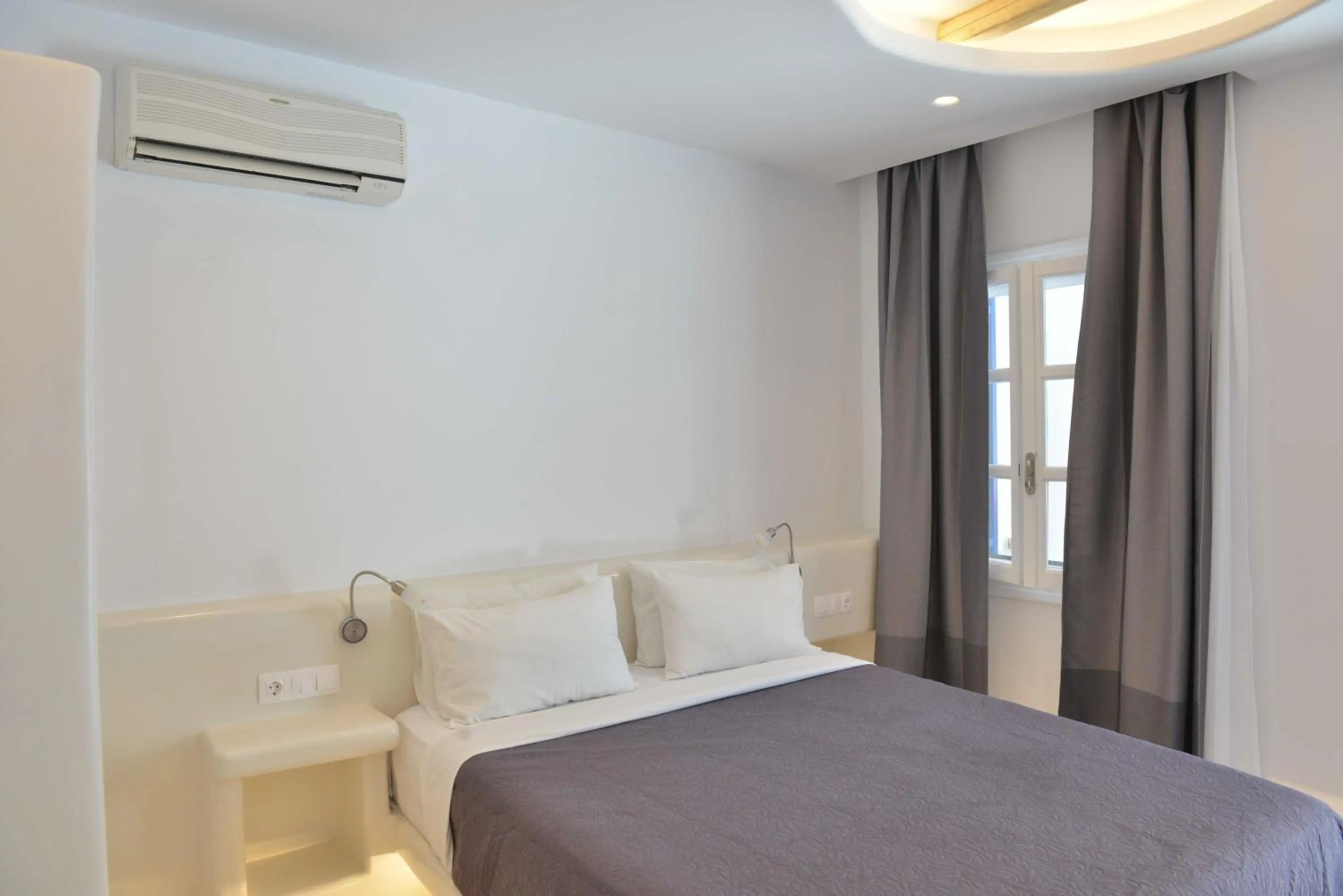 Bedroom, Bed in Dedalos Studios Naxos